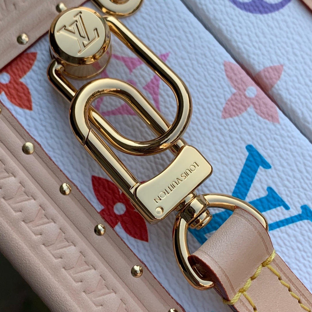 Louis Vuitton Petite Valise Bag -2.5 x 17.5 x 11CM