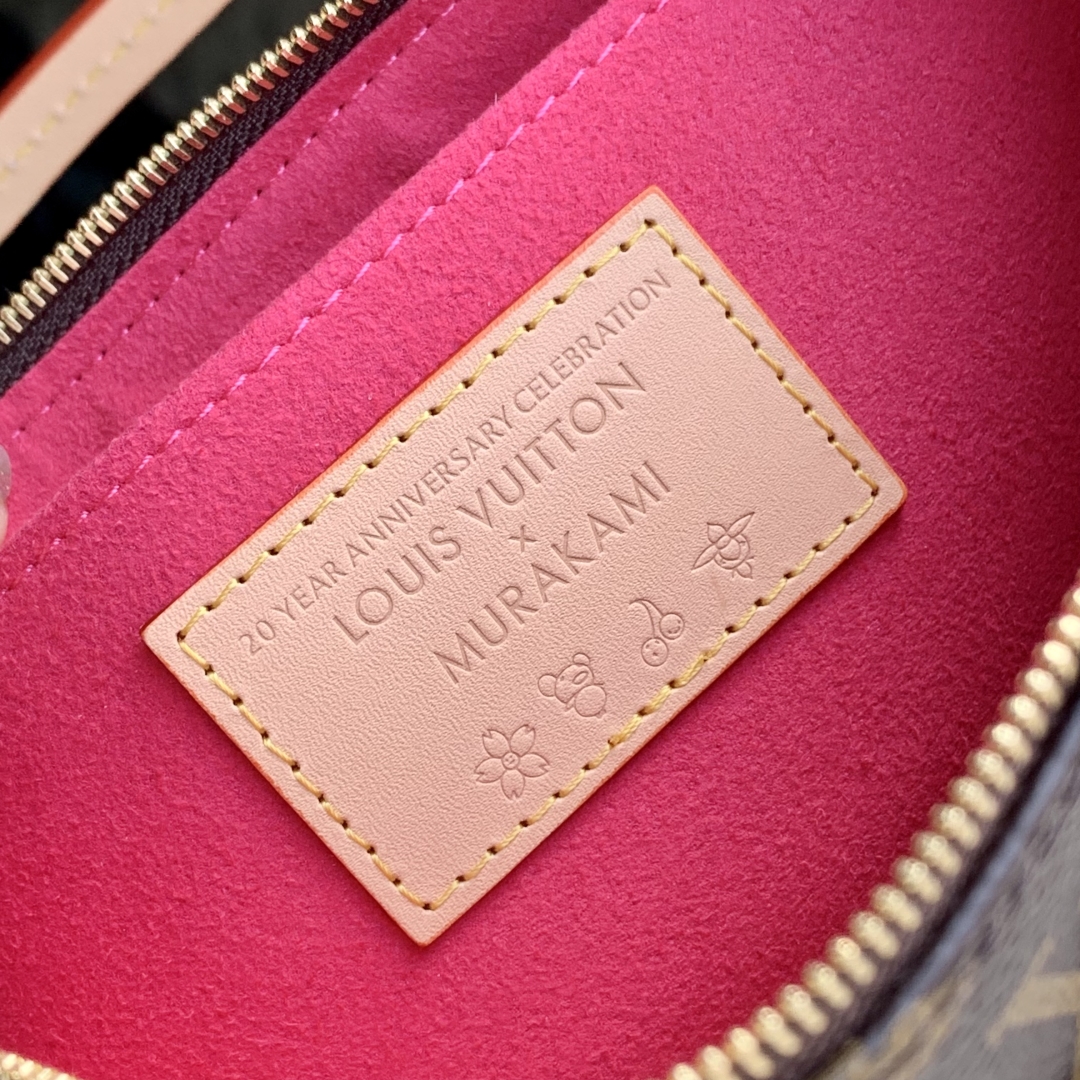 Louis Vuitton Pochette Accessoires Bag-13 x 4 x 22CM