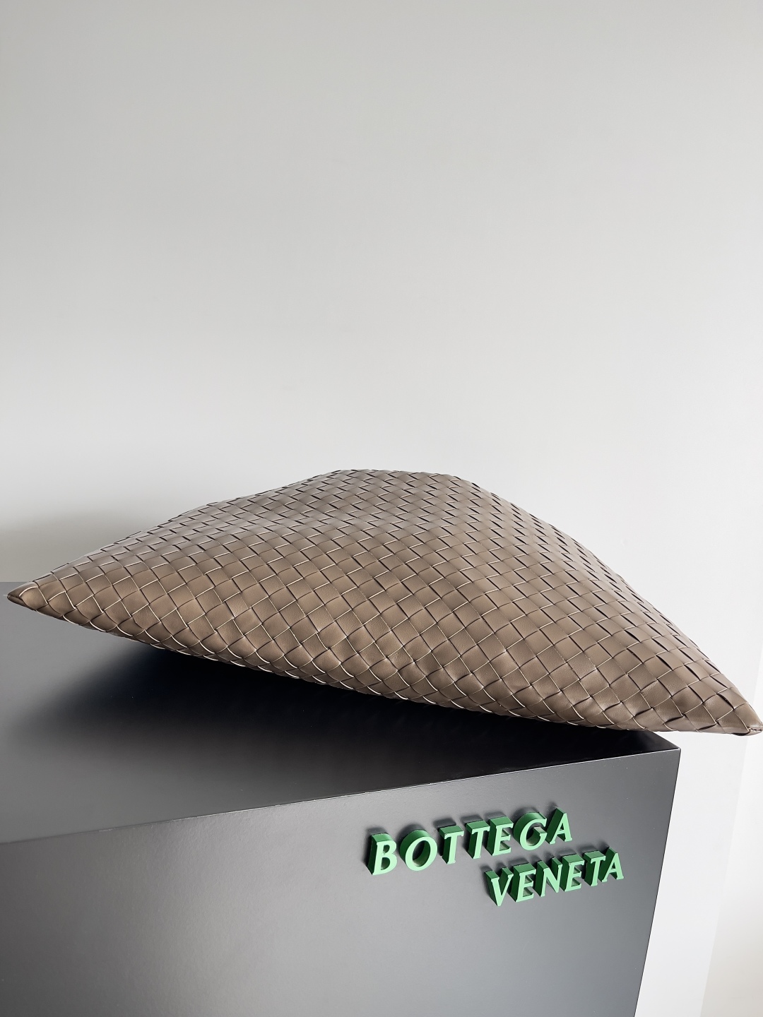 Bottega Veneta Hop Bag-53*24*13CM
