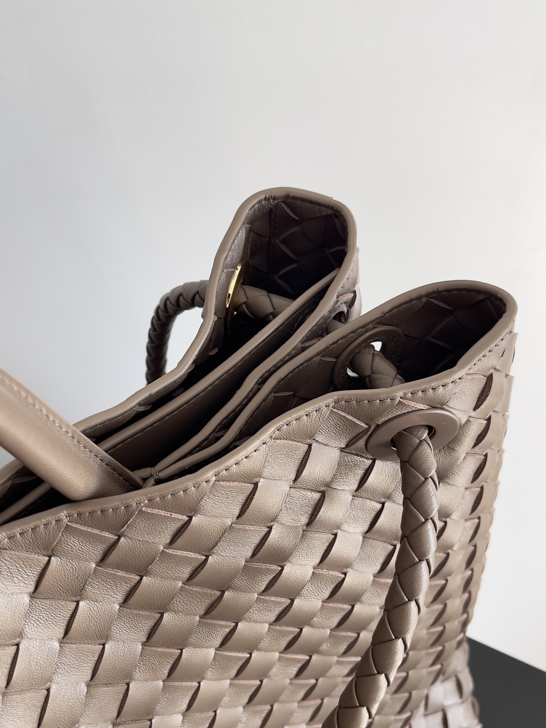 Bottega Veneta Andiamo-45*22*34CM