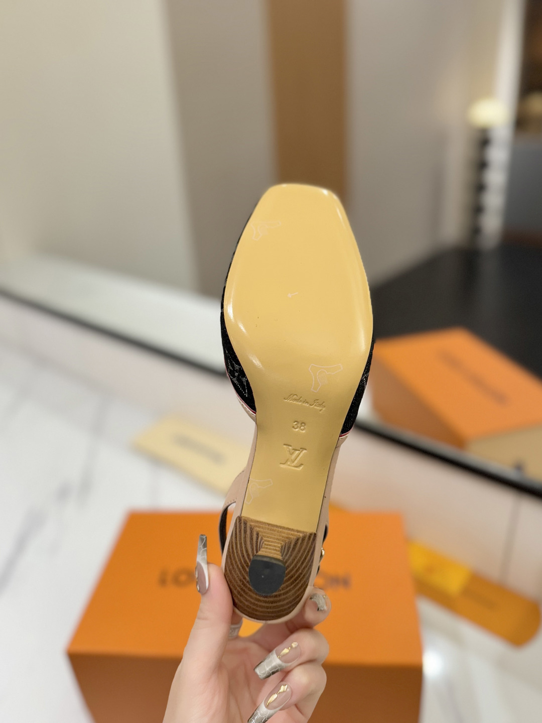Louis Vuitton Sandals