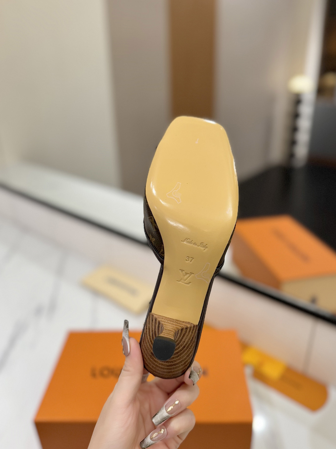 Louis Vuitton Sandals