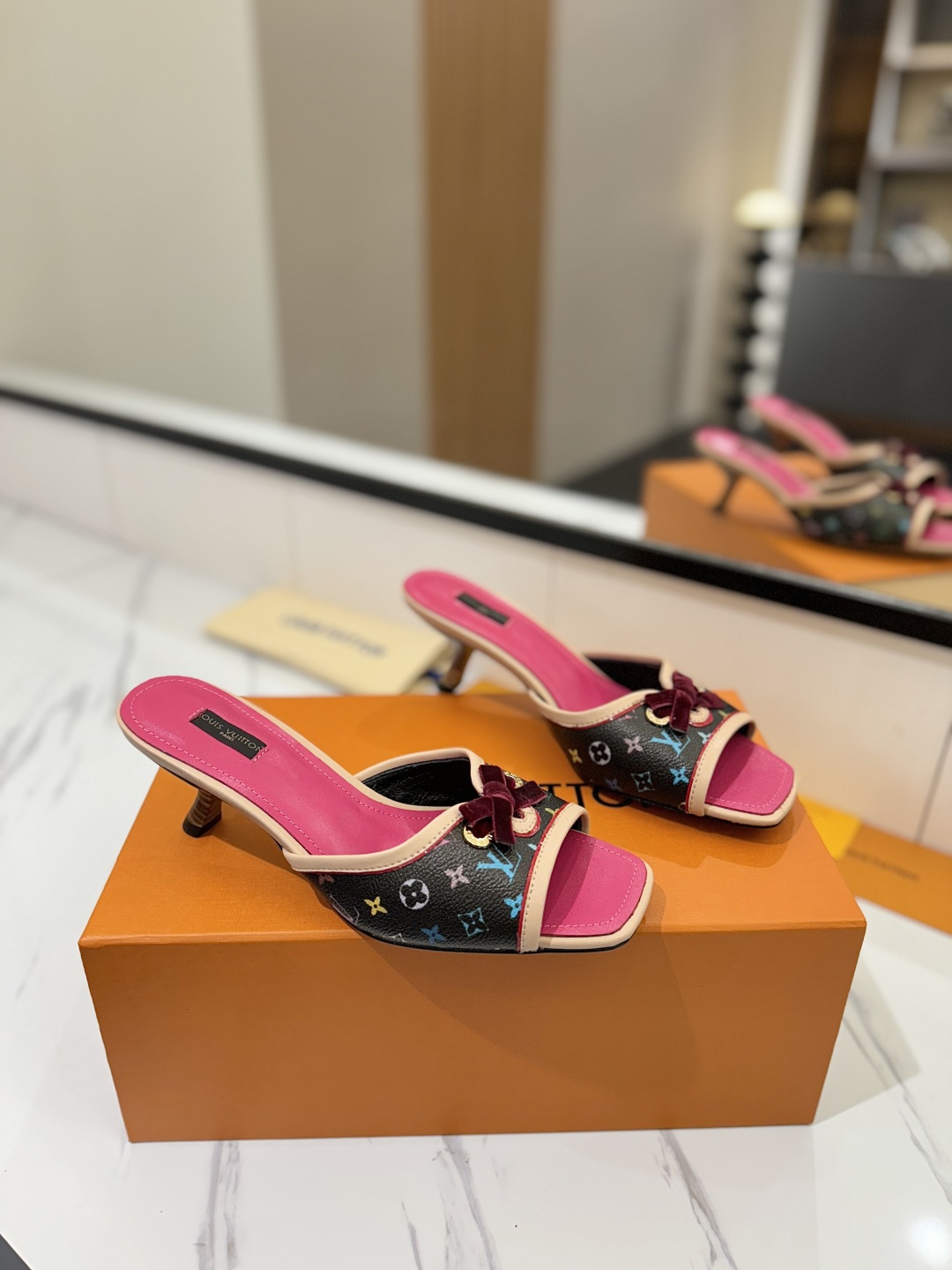 Louis Vuitton Sandals