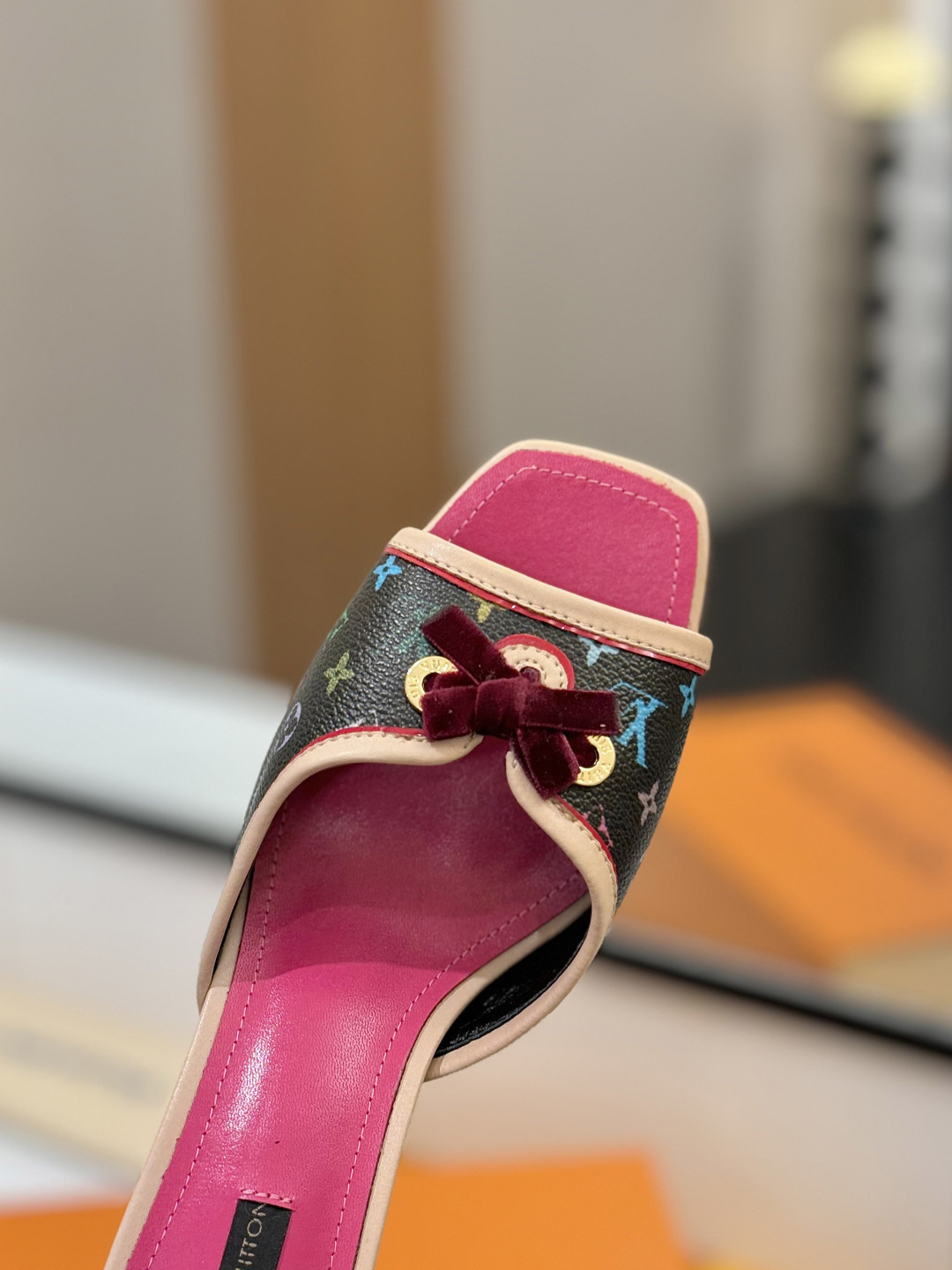 Louis Vuitton Sandals