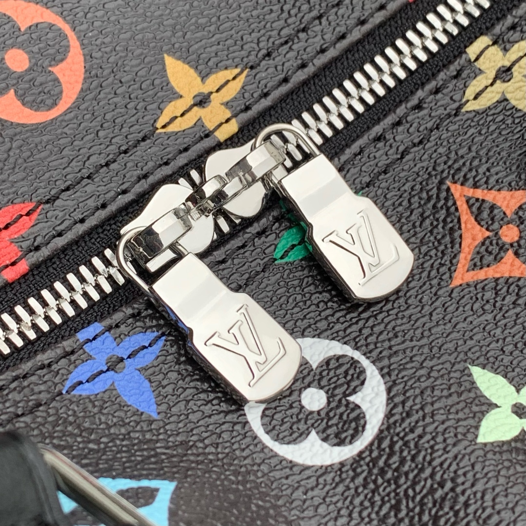 Louis Vuitton Speedy Soft 30 Boho Bag -21 x 17 x 30CM