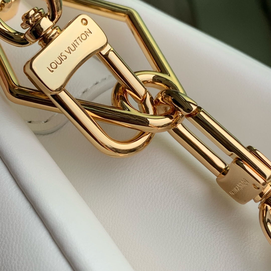 Louis Vuitton Coussin Handbags-26*20*12CM