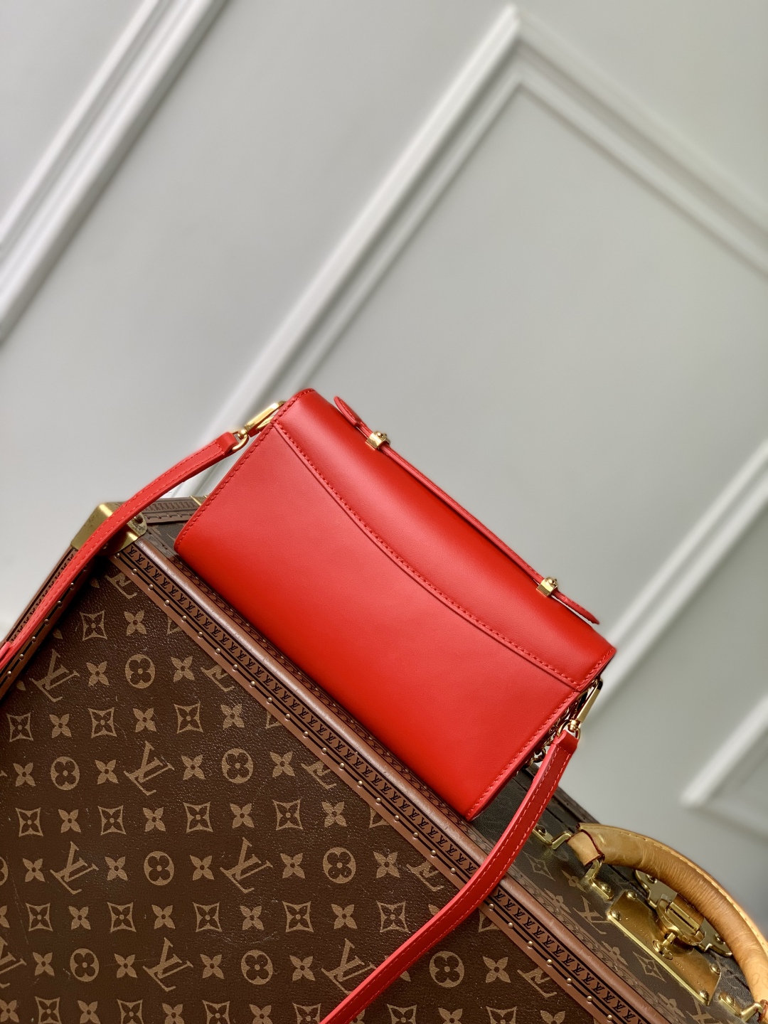 Louis Vuitton Wallet On Chain Capucines M12143-12 x 4 x 23CM