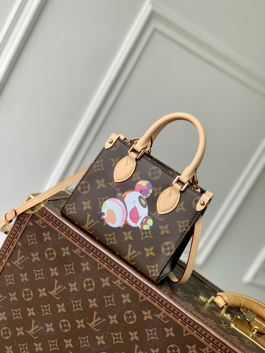 Louis Vuitton &TM OnTheGo BB Monogram Canvas-M13668-15 x 8.5 x 18CM