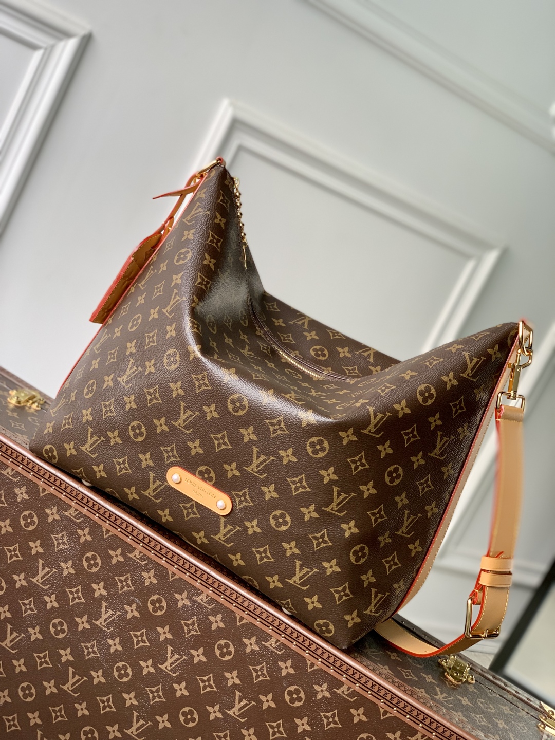 Louis Vuitton Vagabond Hobo-M14018-35x 12 x 38CM