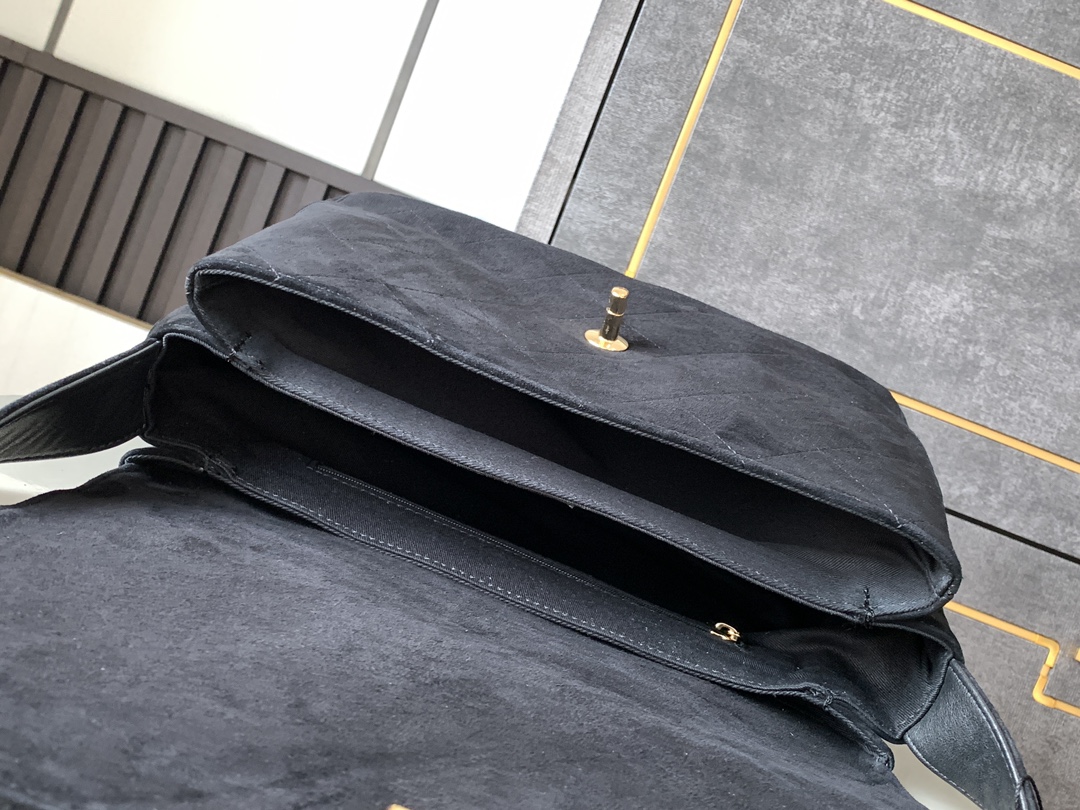 Ch@nel Vintage Flap Bag-28X 12.5 X 24CM