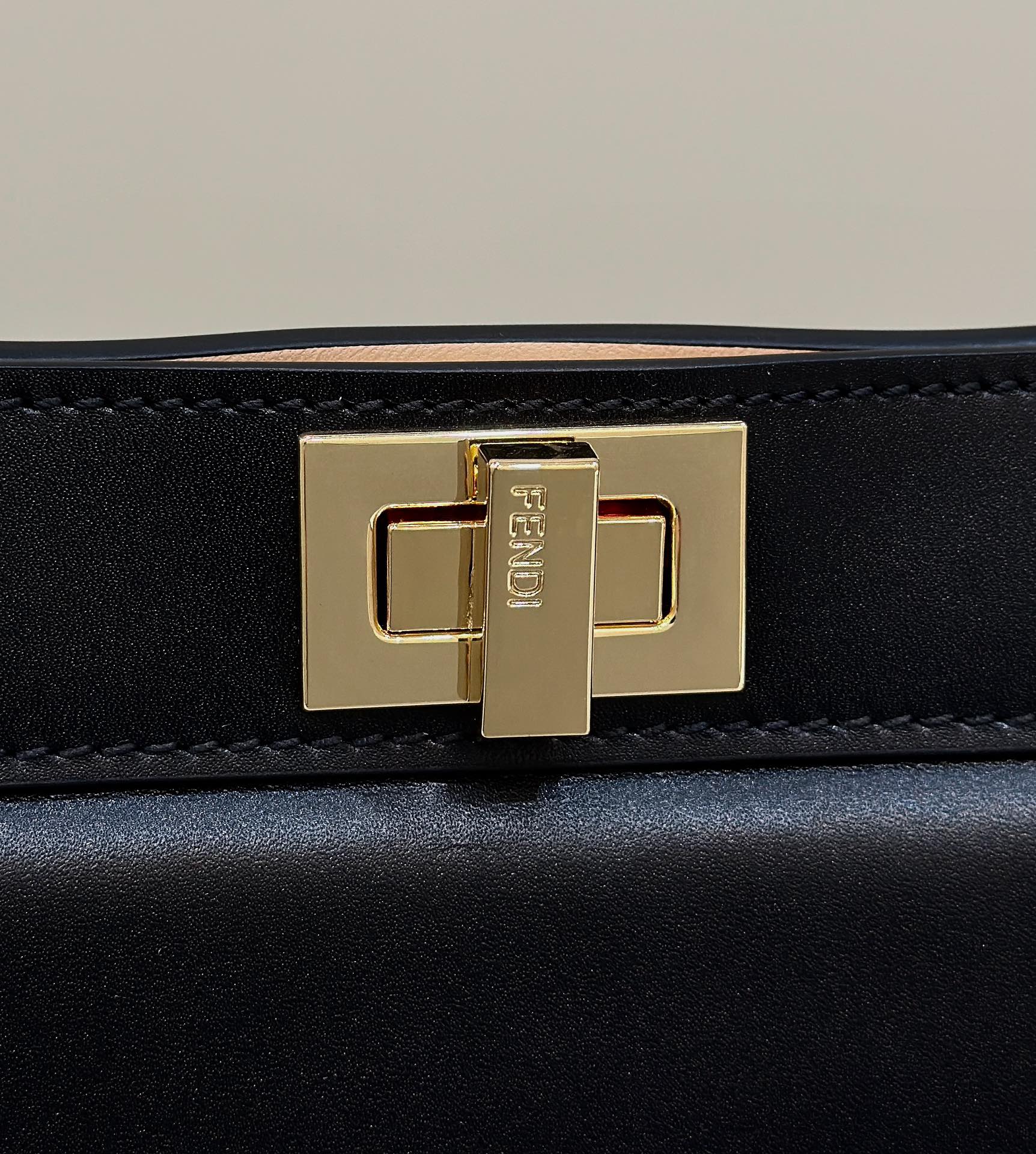 Fendi Peekaboo I SEE U Bag-29*12*18.5CM