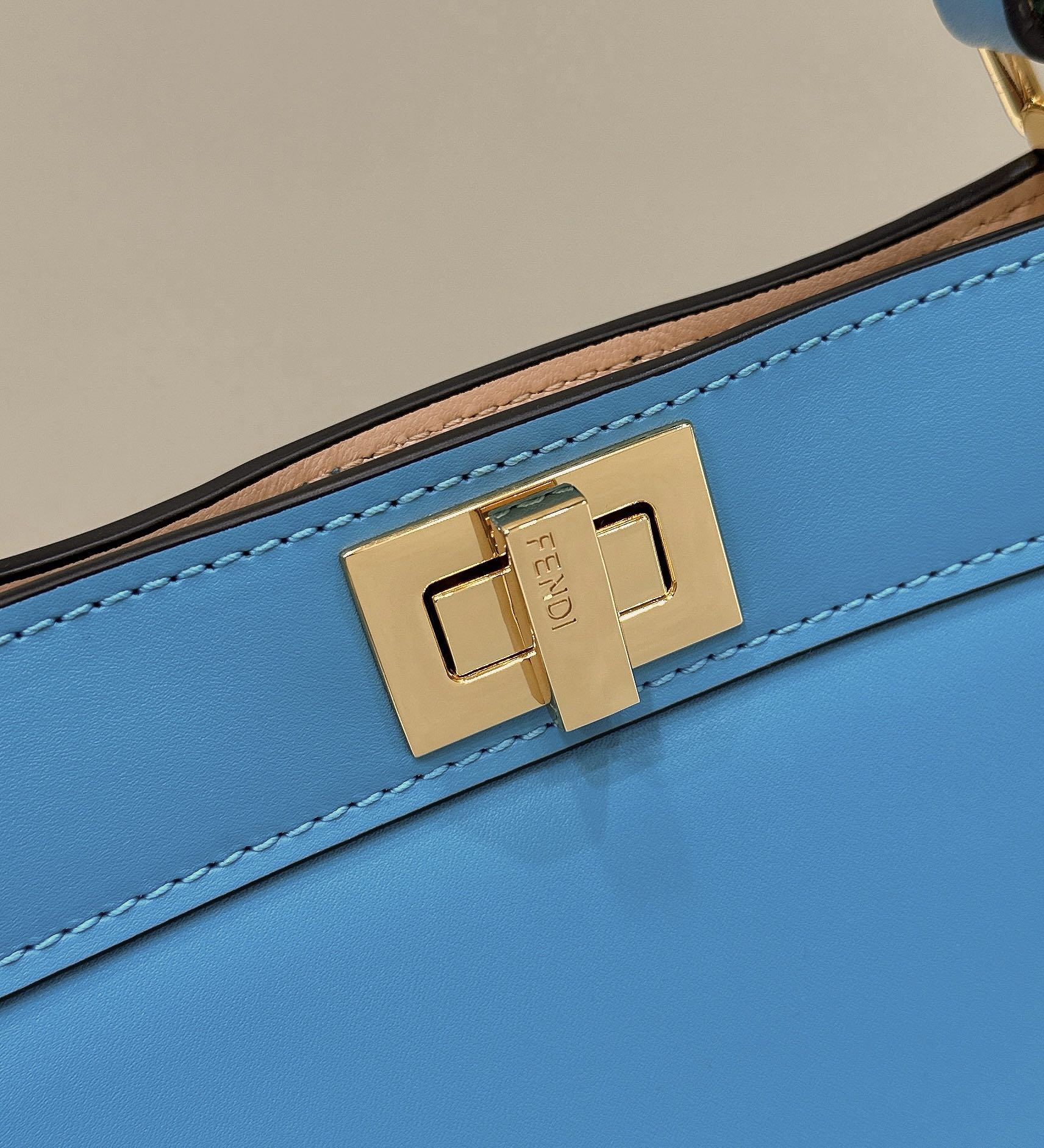 Fendi Peekaboo I SEE U Bag-29*12*18.5CM