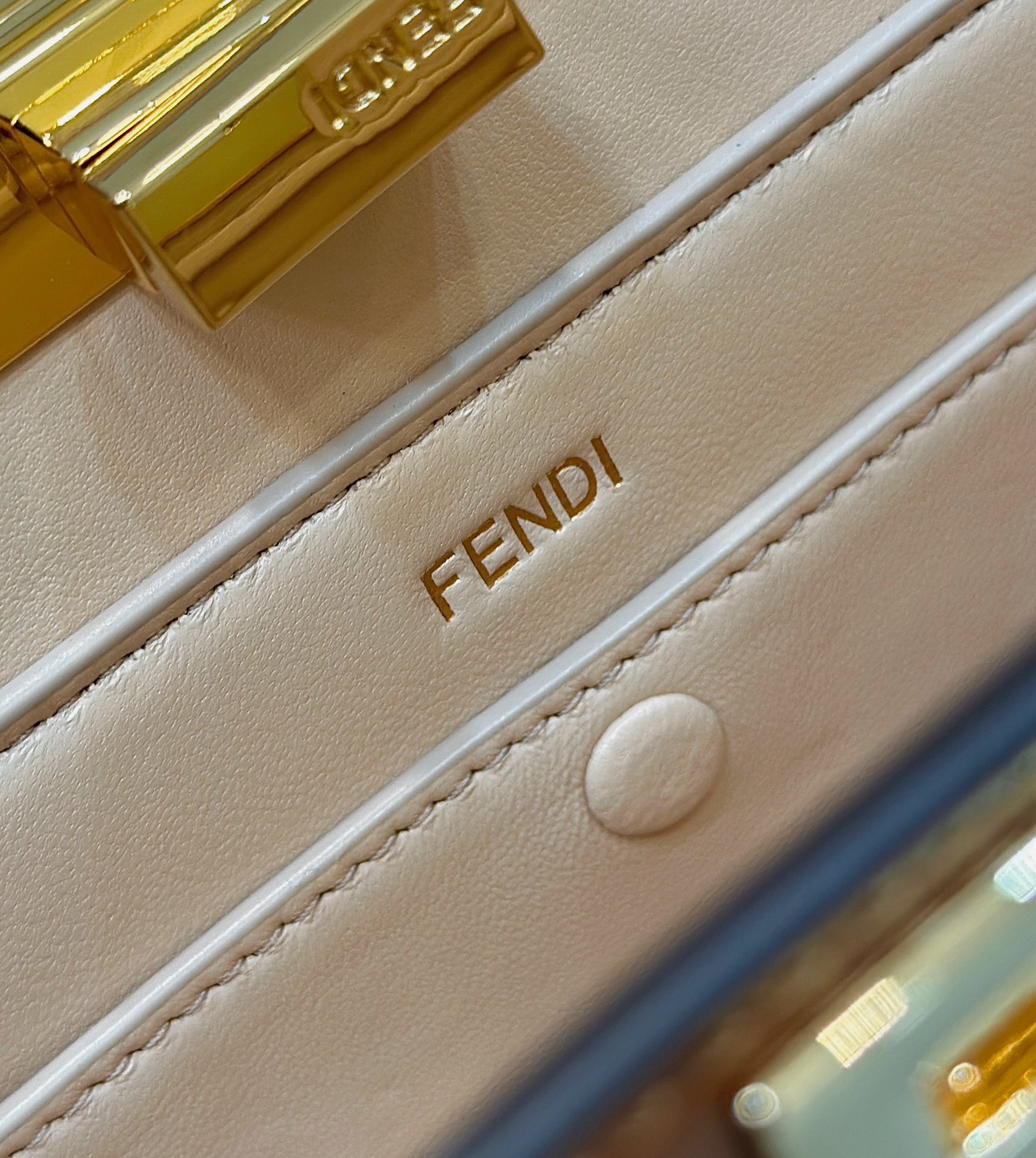Fendi Peekaboo I SEE U Bag-29*12*18.5CM