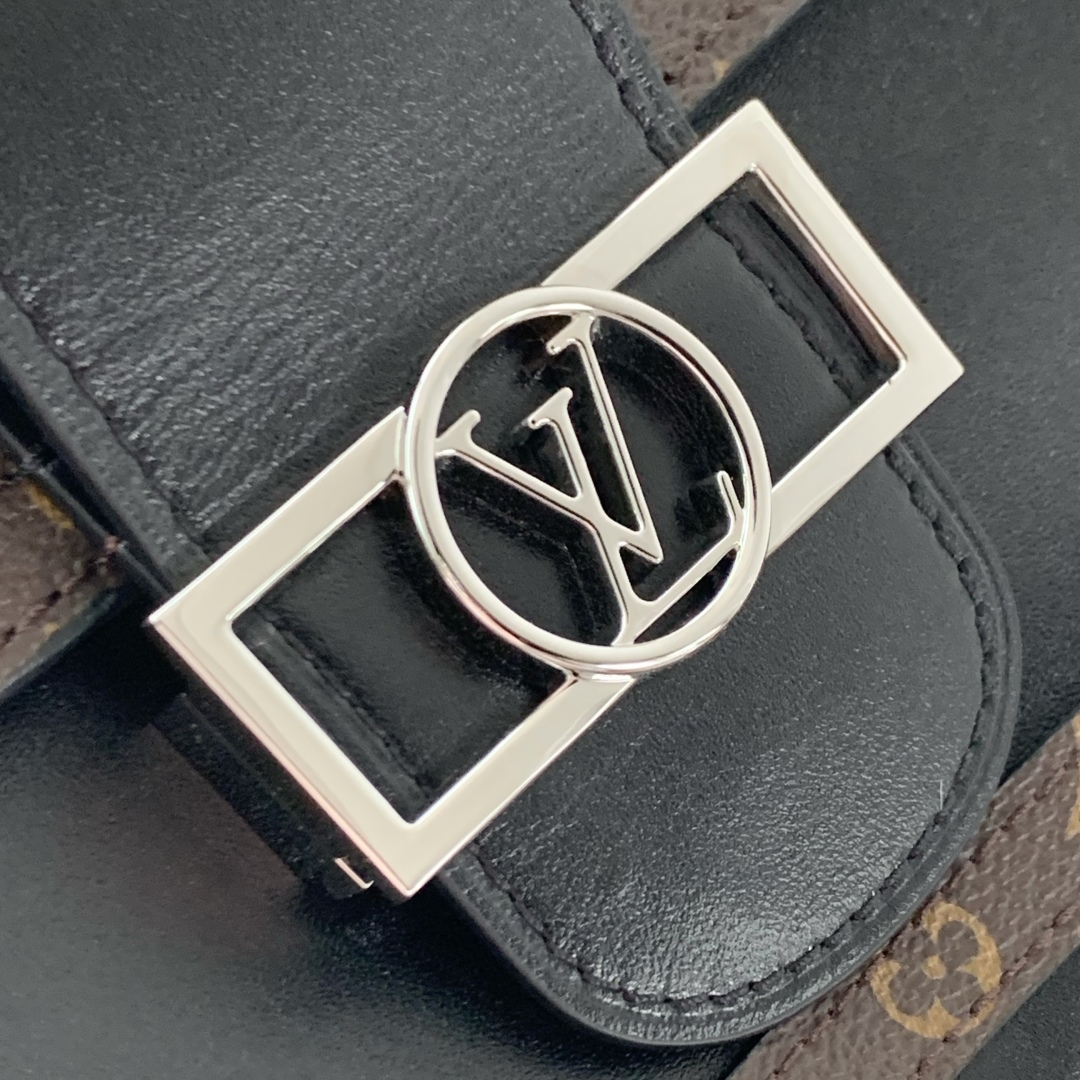 Louis Vuitton Dauphine Soft -24*17*9CM