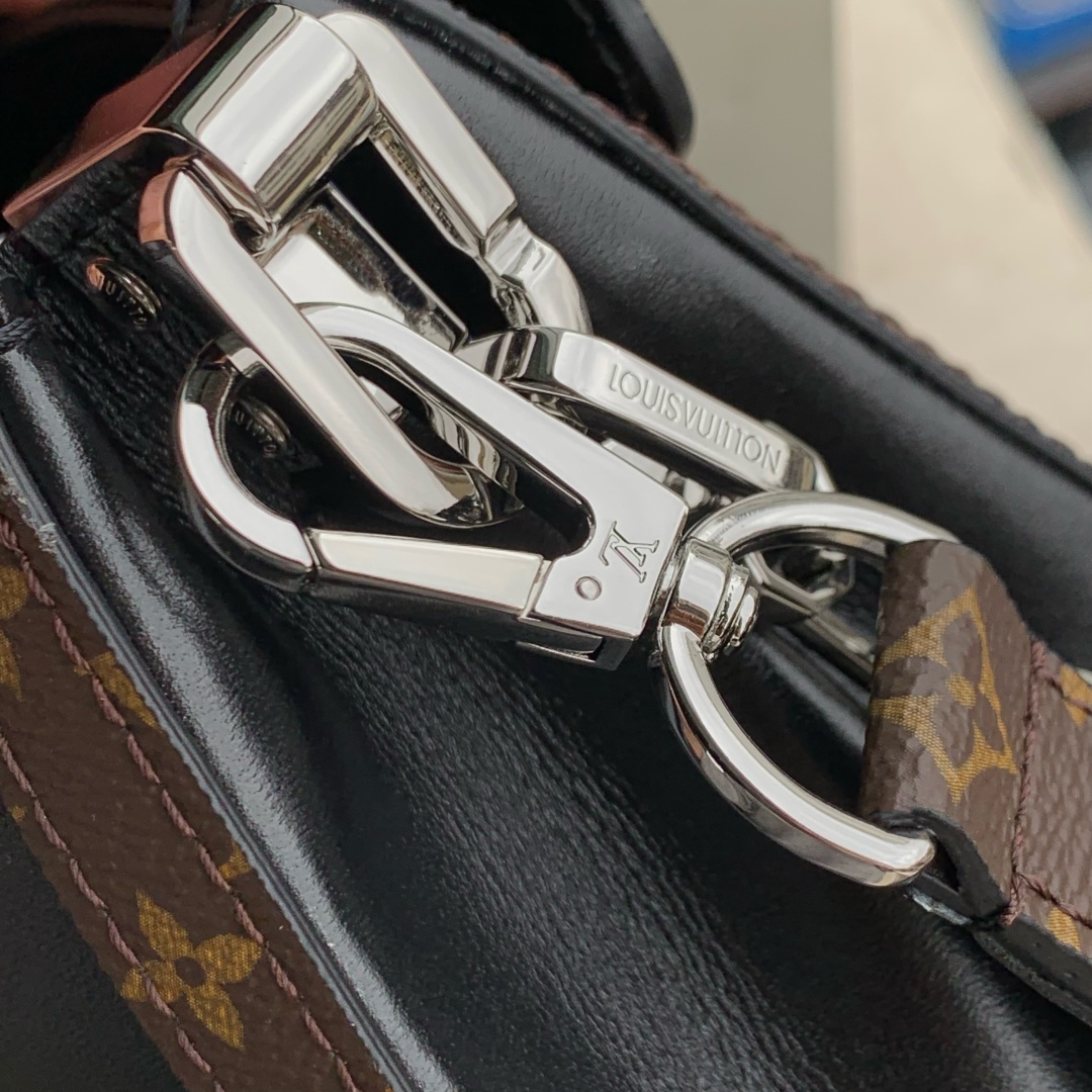 Louis Vuitton Dauphine Soft -24*17*9CM