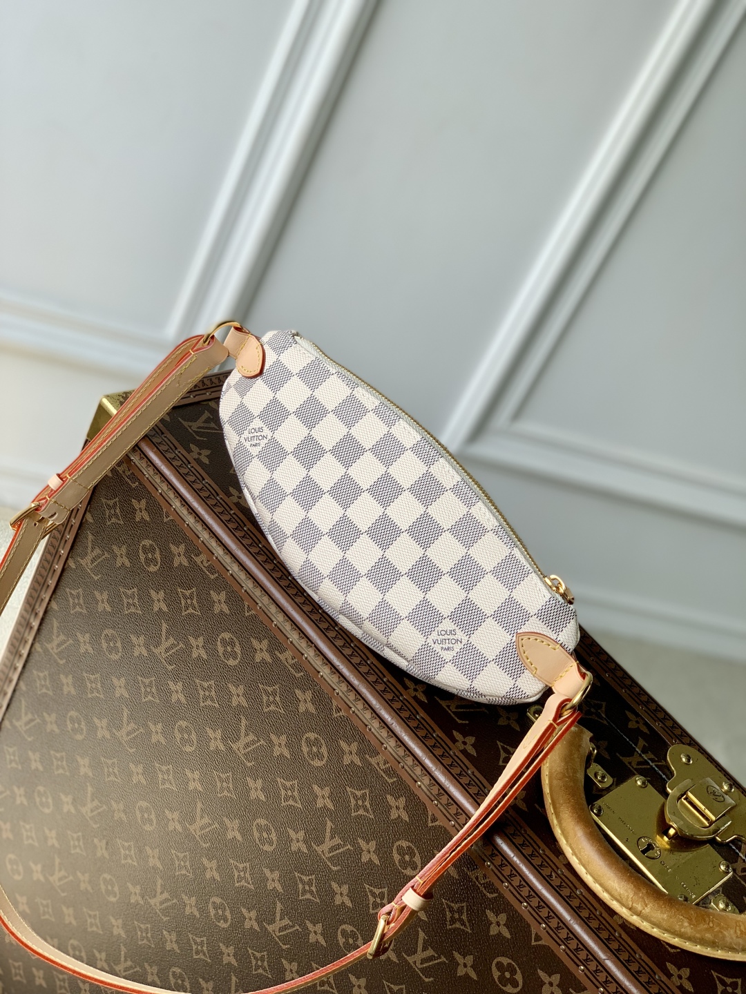 Louis Vuitton Keepit Monogram -Women-M14806-12 x 6 x 29CM