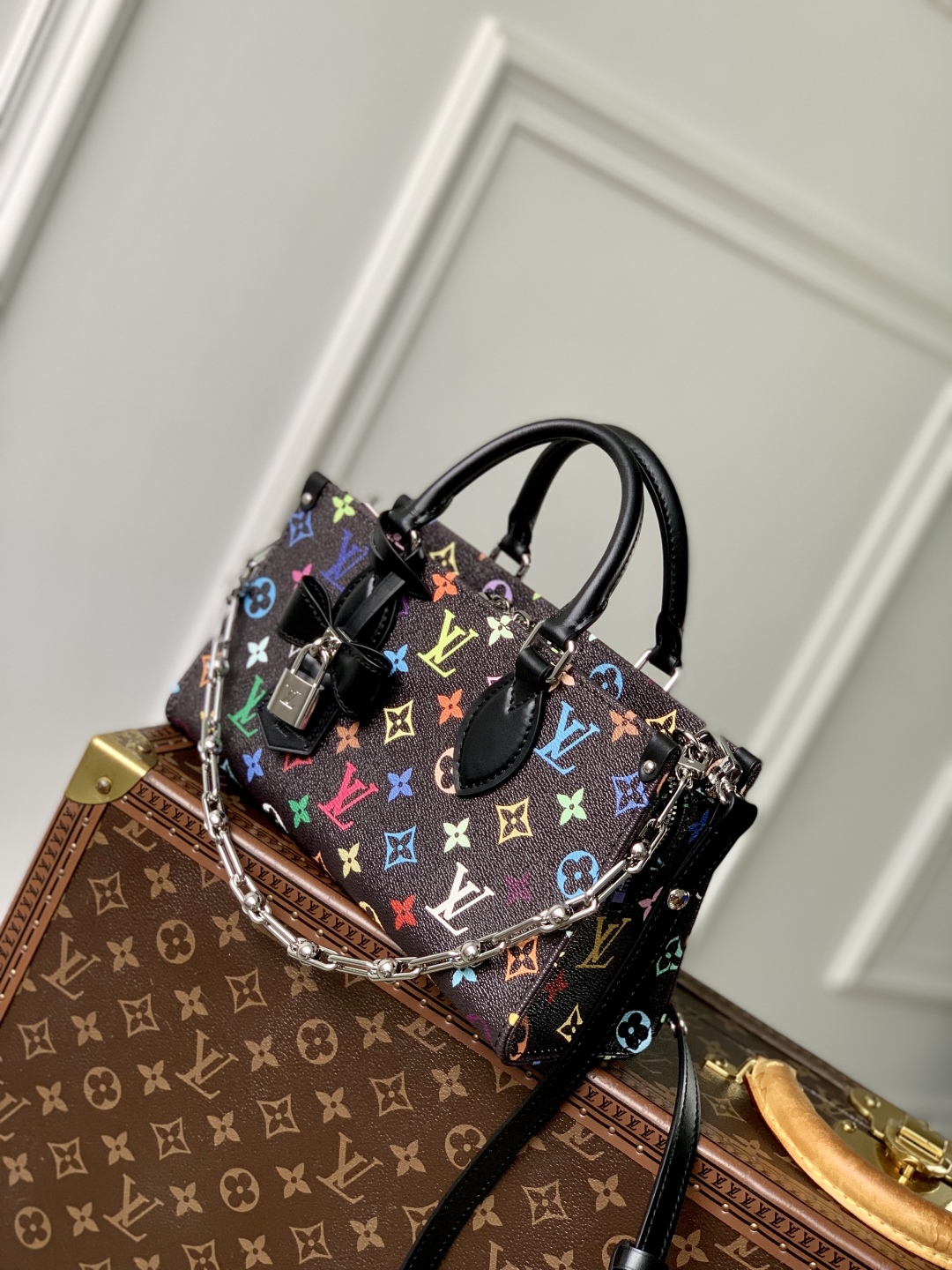Louis Vuitton OnTheGo East West Handbag-M23640-25*13*10CM