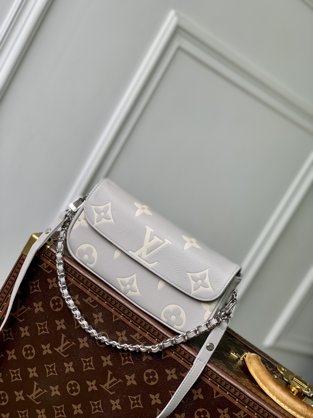 Louis Vuitton Wallet on Chain Ivy-23.5 x 12 x 4.3CM