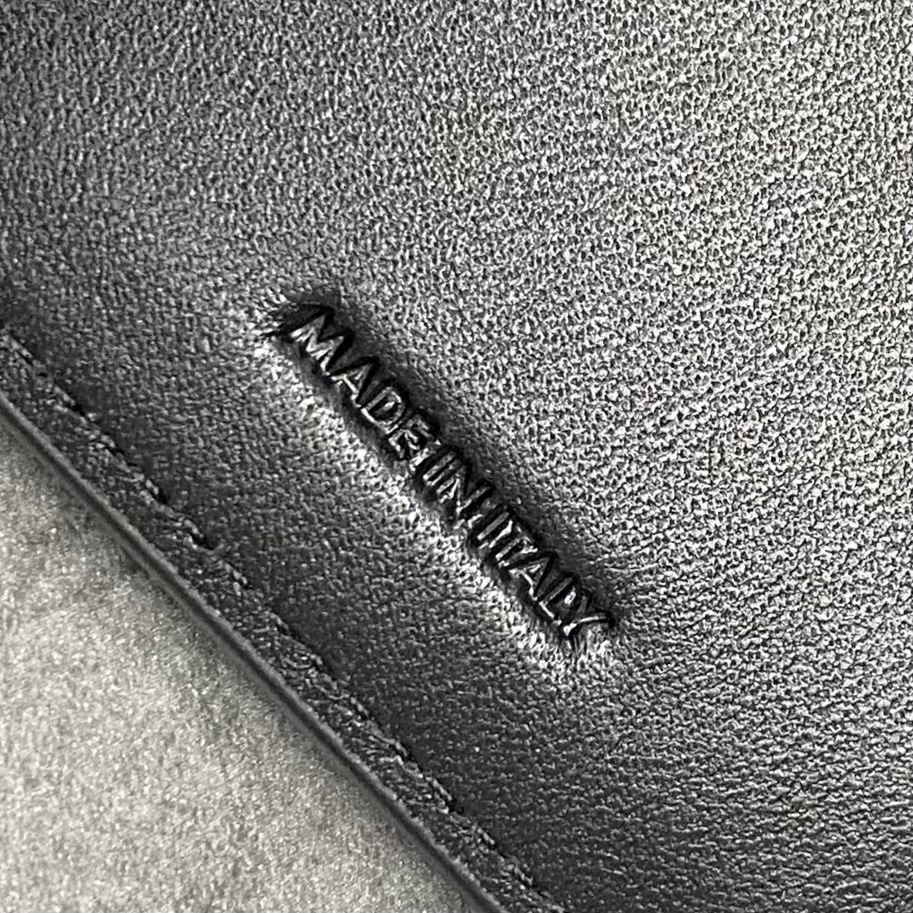 Celin* Wallet-10.5x9x3.5CM