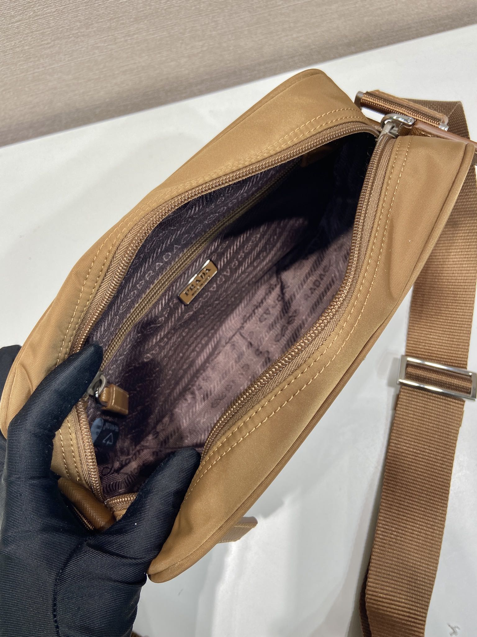 Prada 1BC167 Crossbody Bag -23*15*7CM