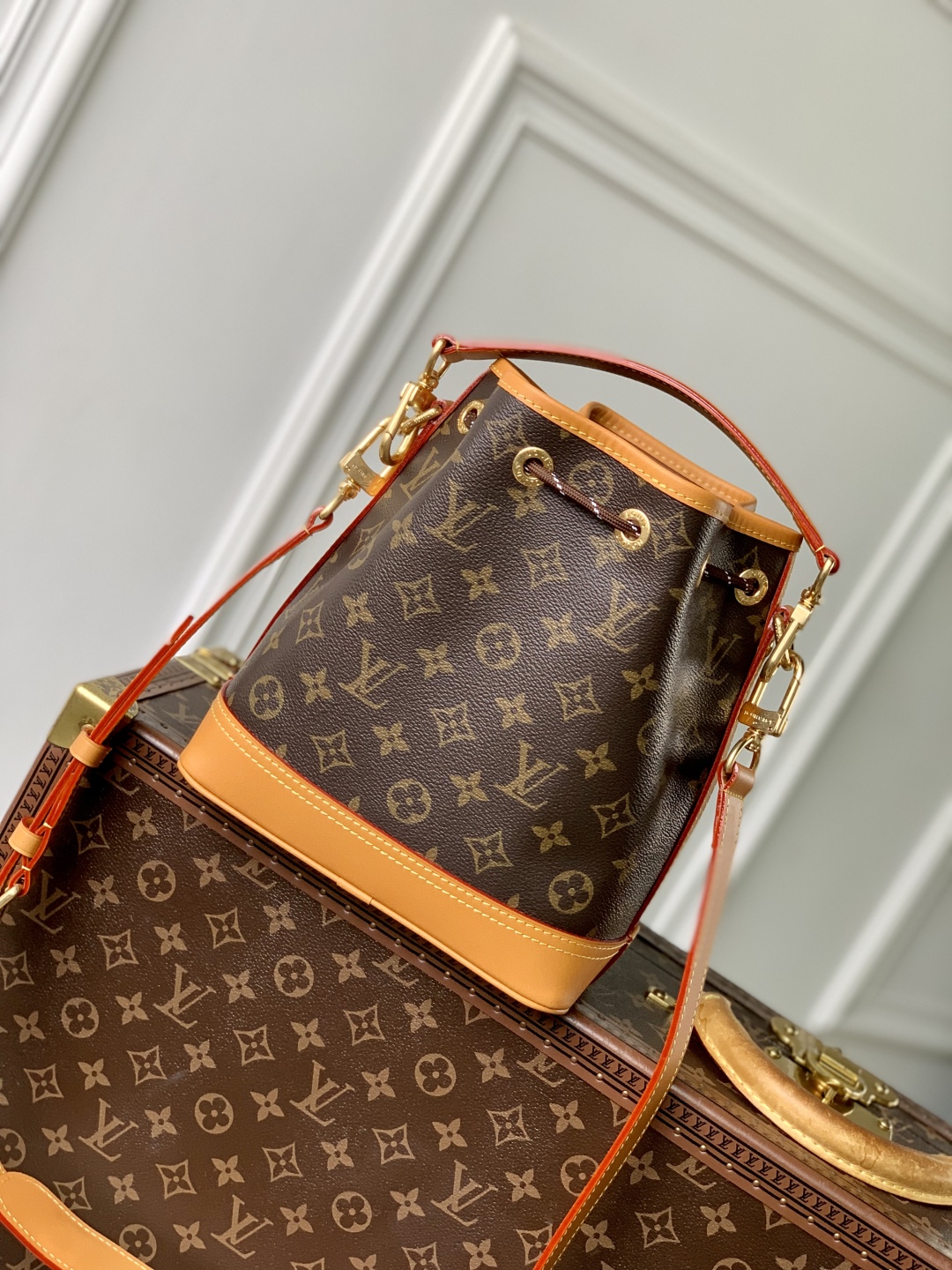 Louis Vuitton Noé Cargo-M14017-24 x 16 x 22CM
