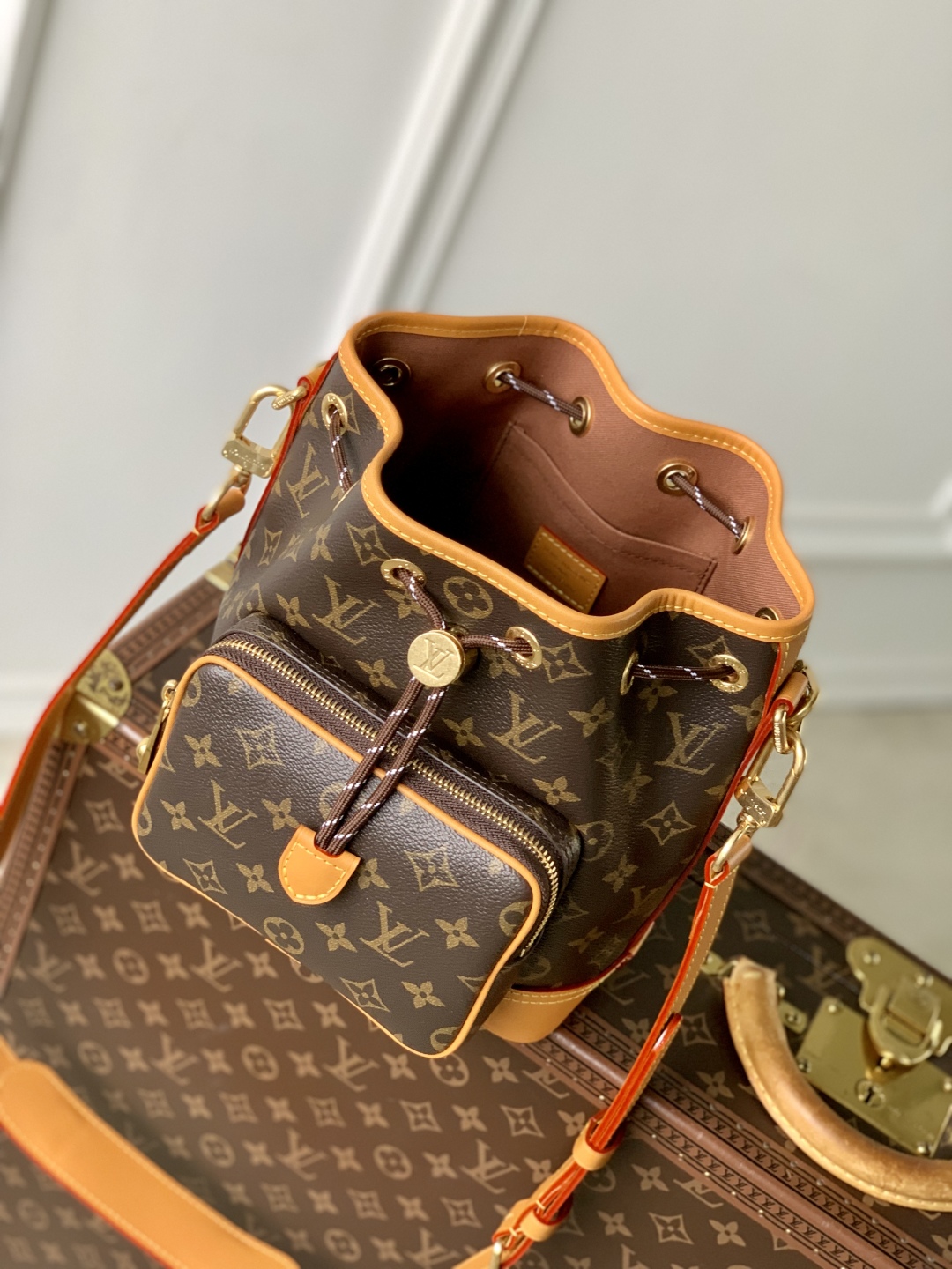 Louis Vuitton Noé Cargo-M14017-24 x 16 x 22CM