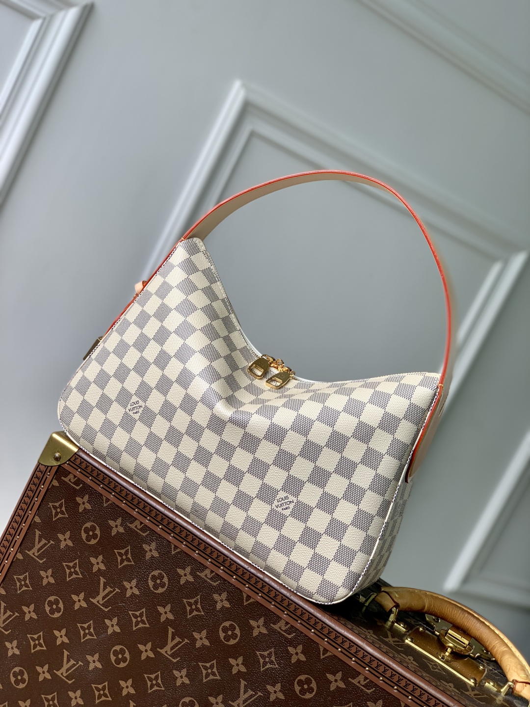 Louis Vuitton Slouchy Bag-33 x 22 x 9CM