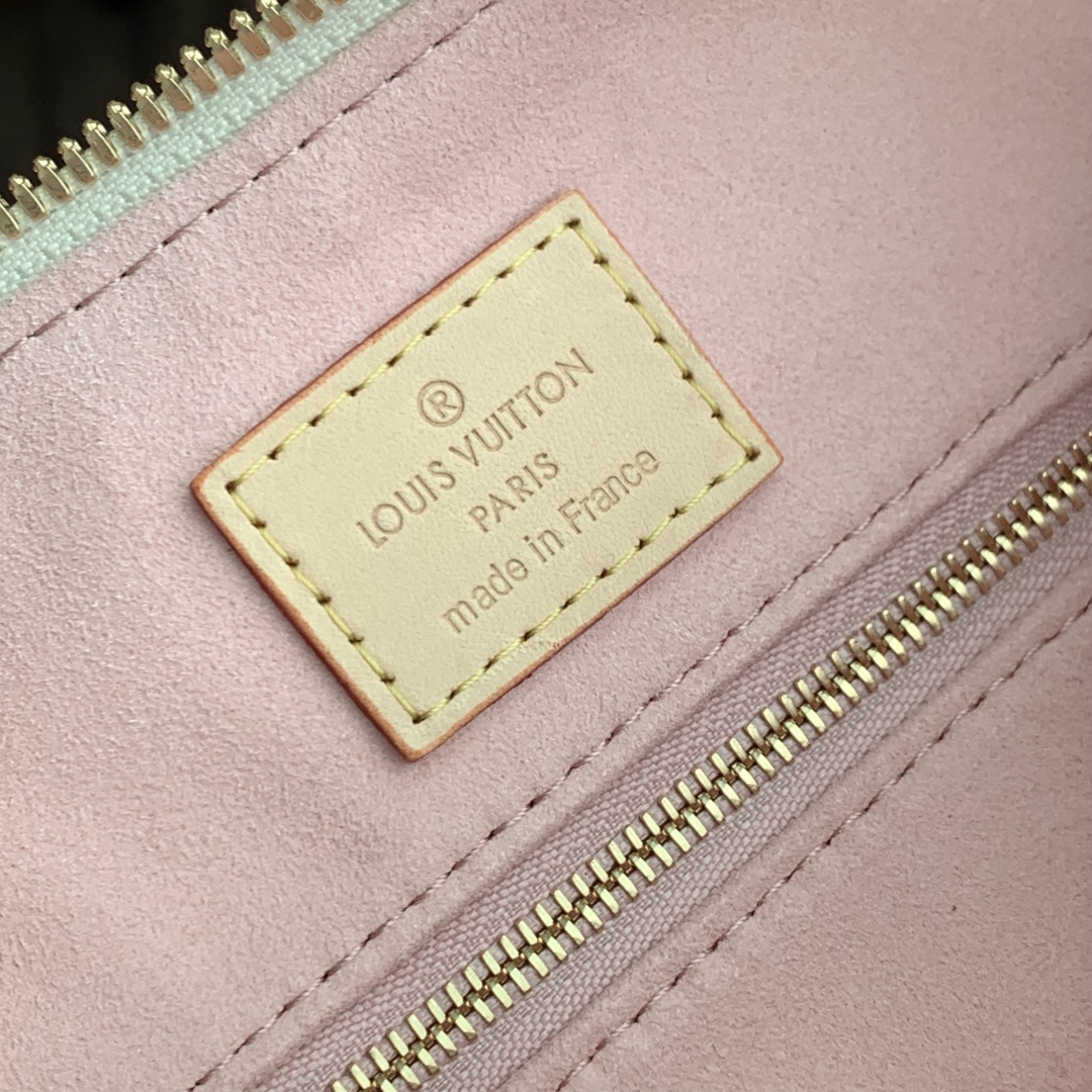 Louis Vuitton Slouchy Bag-33 x 22 x 9CM
