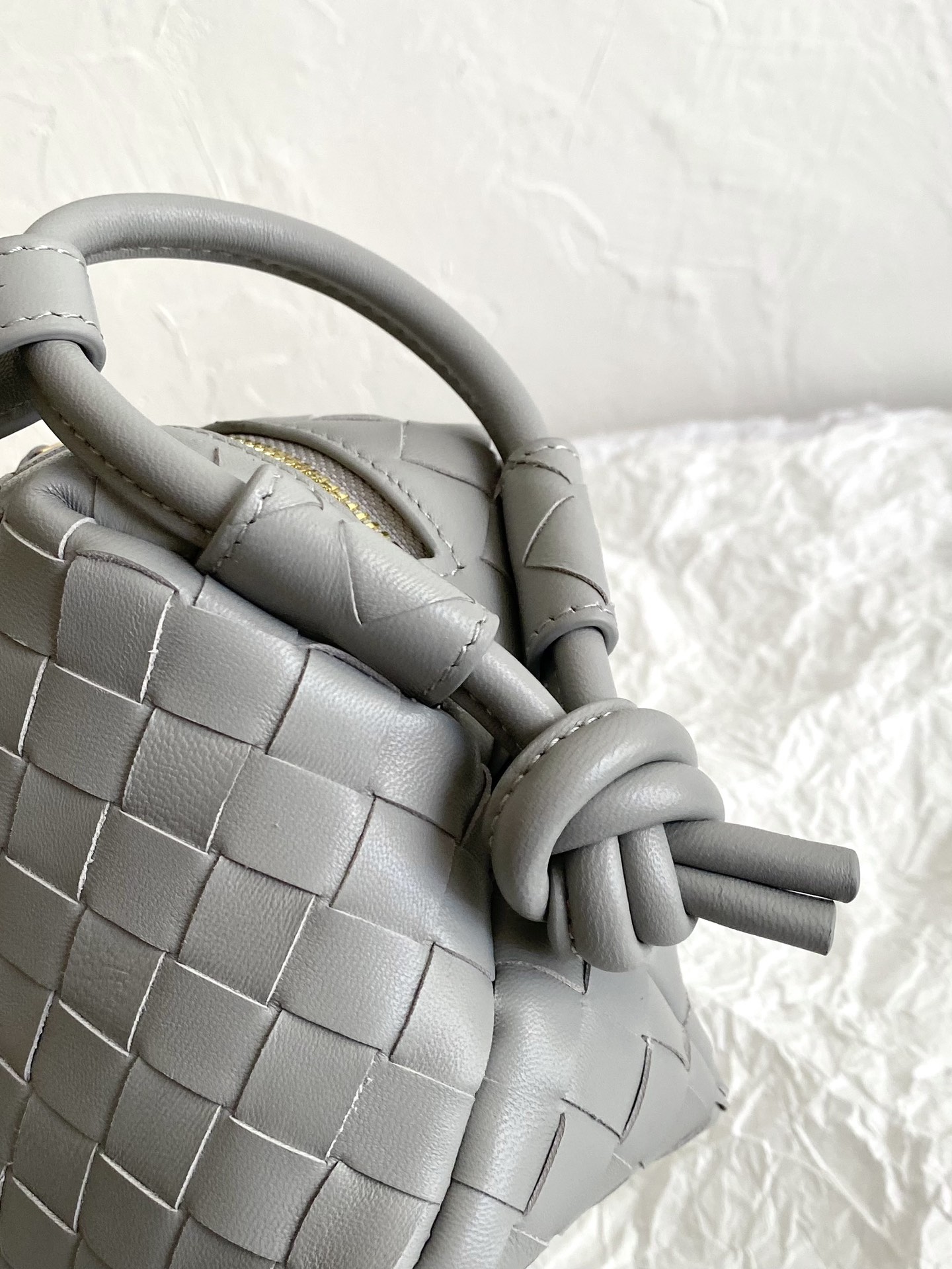 Bottega Veneta Loop Lindy Bag-21×13×13CM