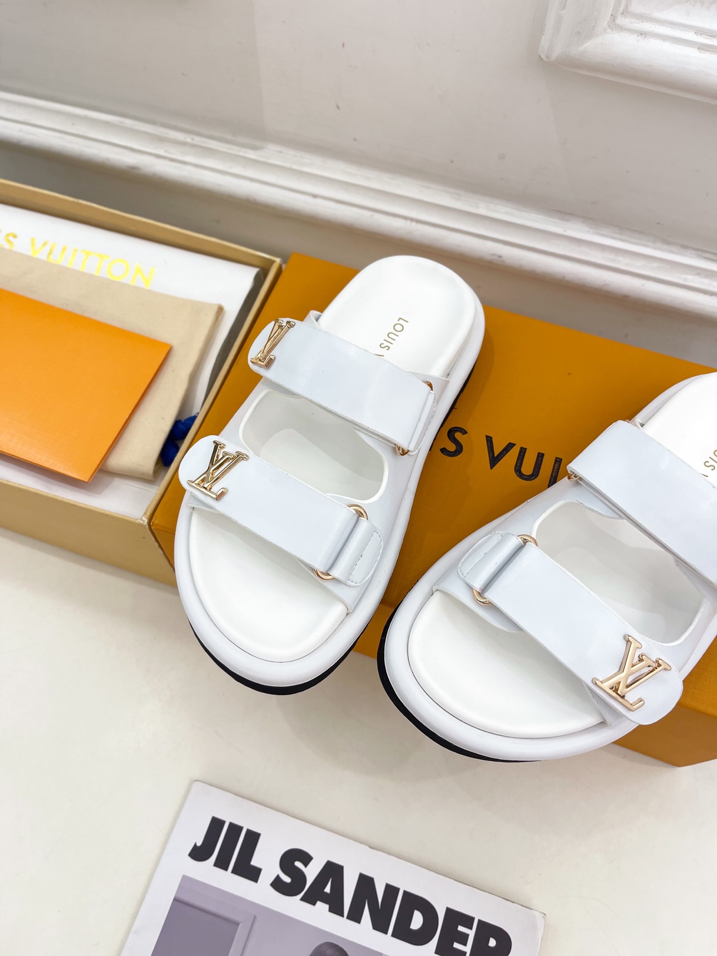Louis Vuitton 25SS Sandals