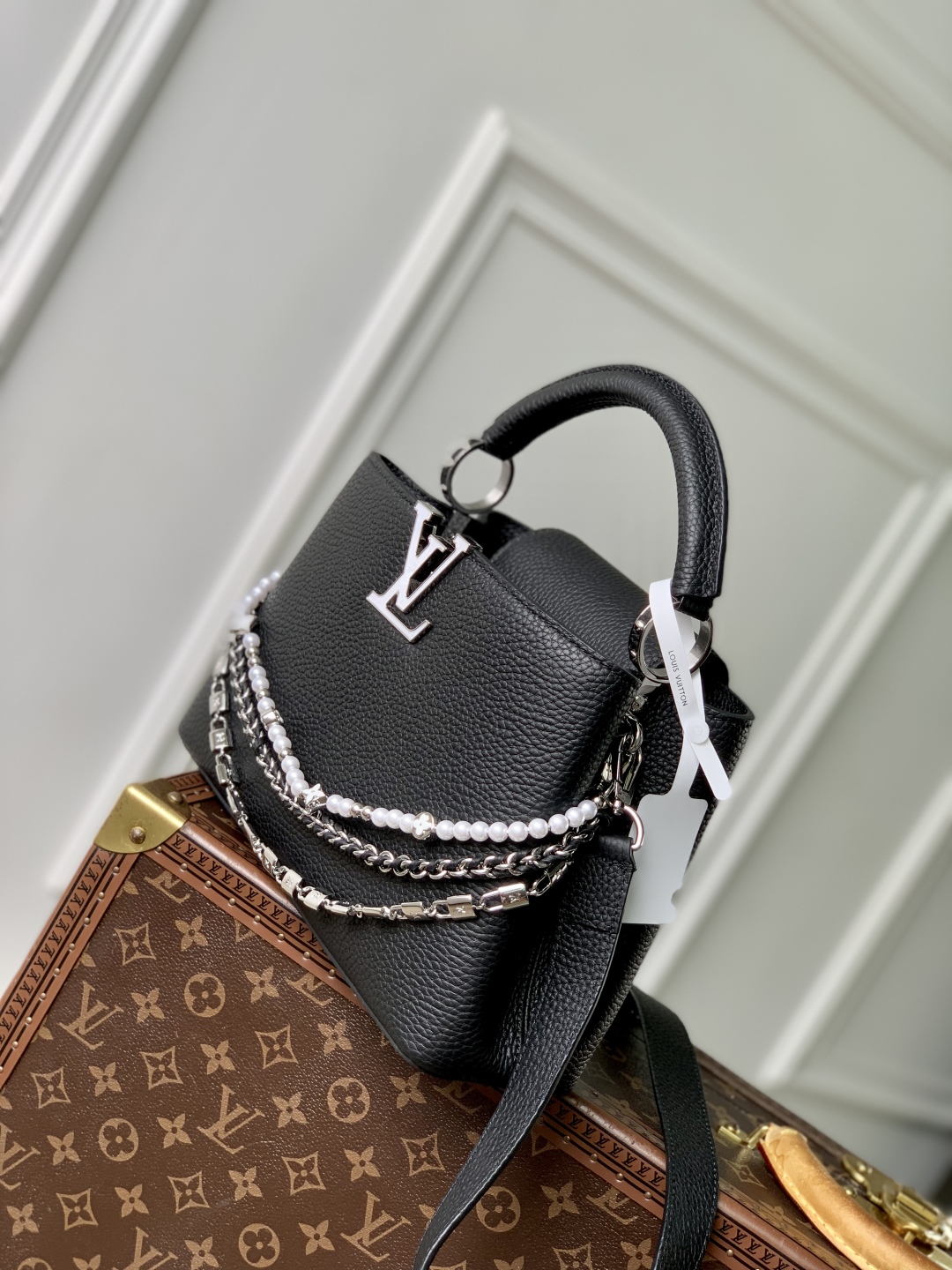Louis Vuitton Capucines Handlebag-27*18*9CM