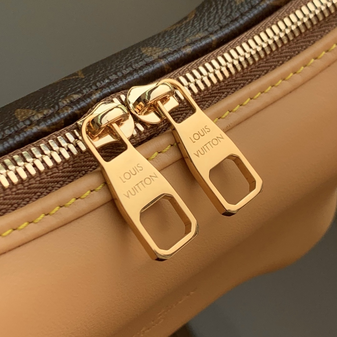 Louis Vuitton Bone Bag-14 x 6 x 24CM