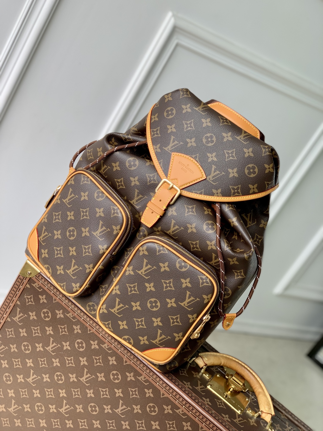 Louis Vuitton Montsouris Cargo Backpack-40 x 17 x 34 CM
