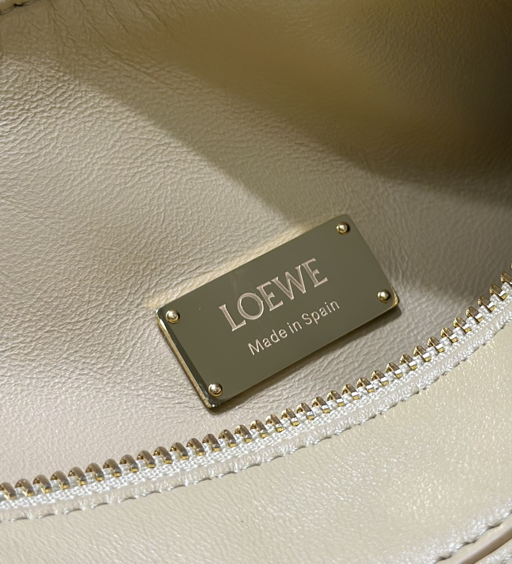 Lowee Puzzle Edge Bag-24*10.5*16.5CＭ