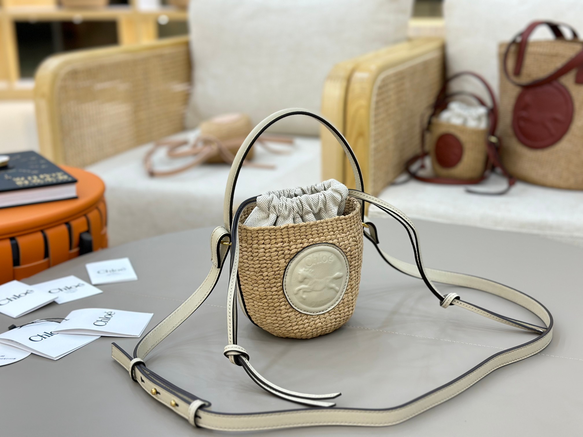 Chloé Mini Horse Medal Basket In Natural Fibers-14x12.5x14CM