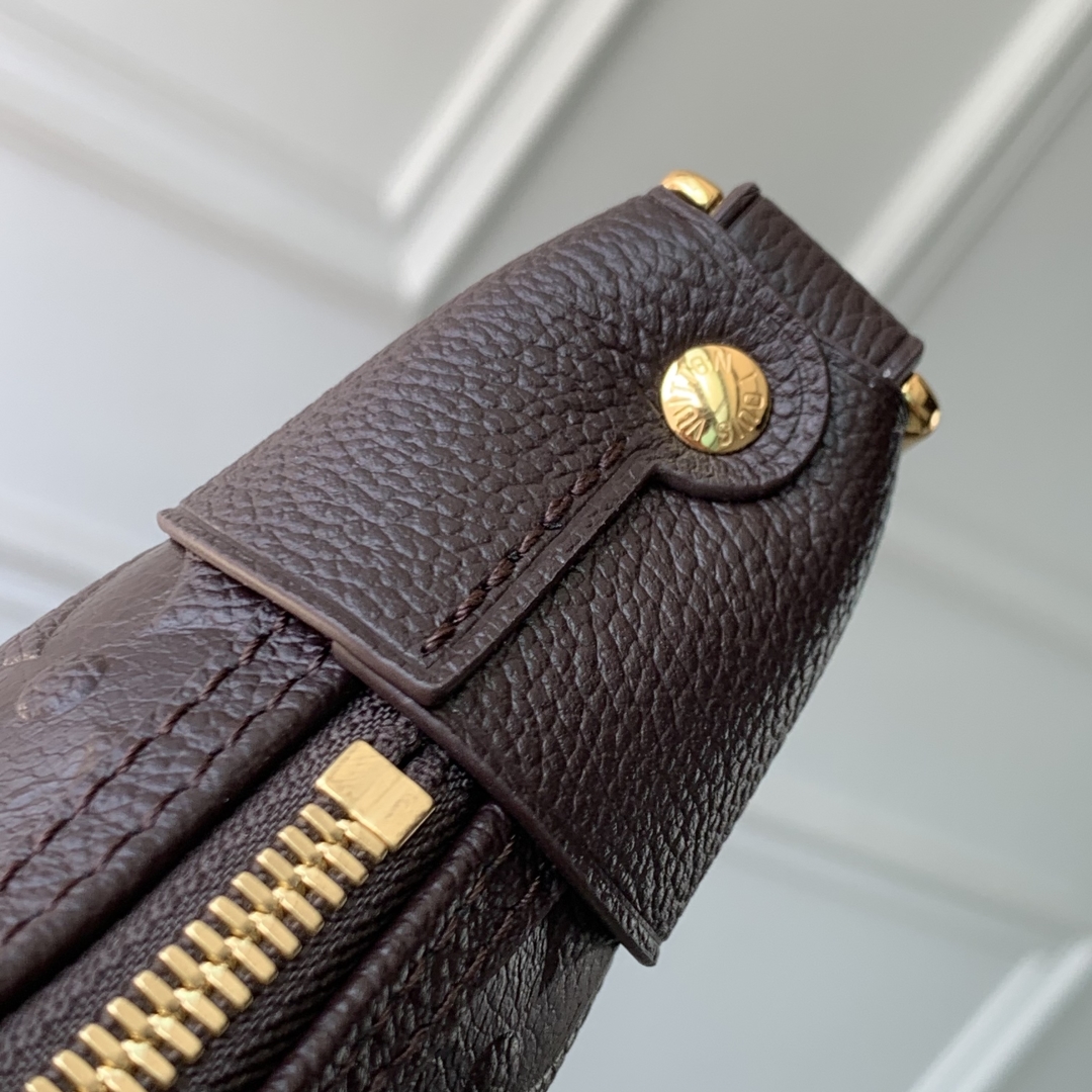 Louis Vuitton Loop Hobo Handbags-M46725-38*26*10CM