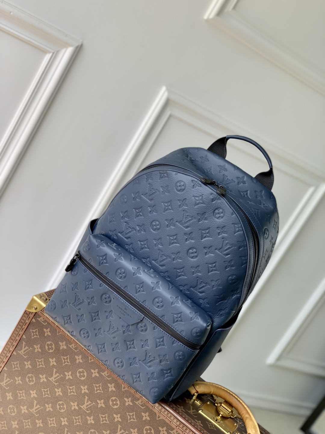 Louis Vuitton Discovery Backpack-M14884-38 x 20 x 29CM