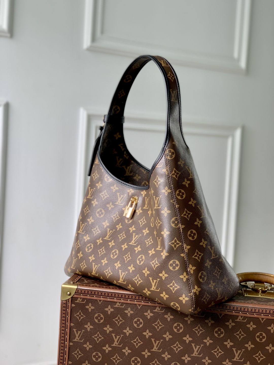 Louis Vuitton The Drop Bga-M12940-42 × 23 × 17CM