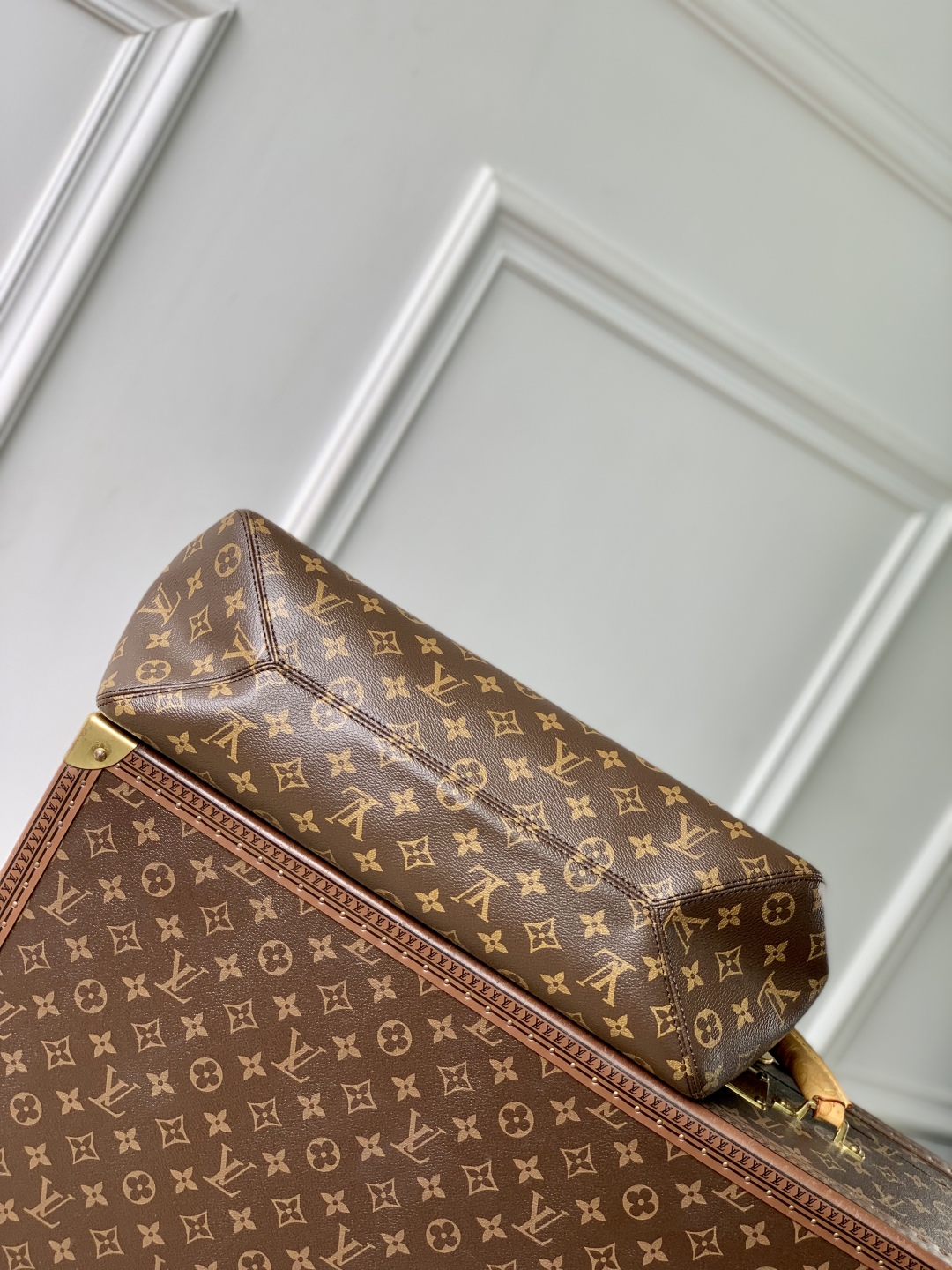 Louis Vuitton The Drop Bga-M12940-42 × 23 × 17CM