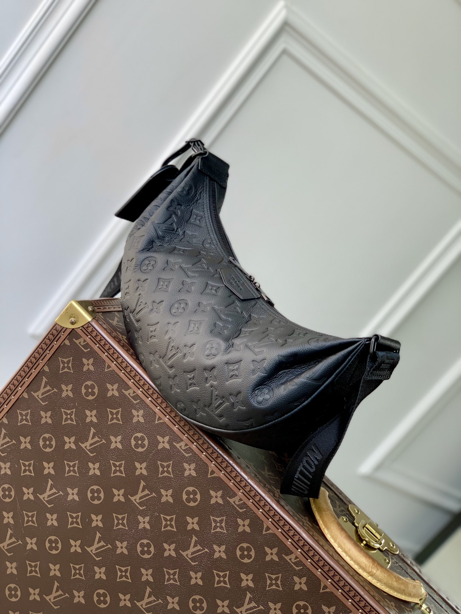 Louis Vuitton Hamac Bag-19 x 10 x 39CM