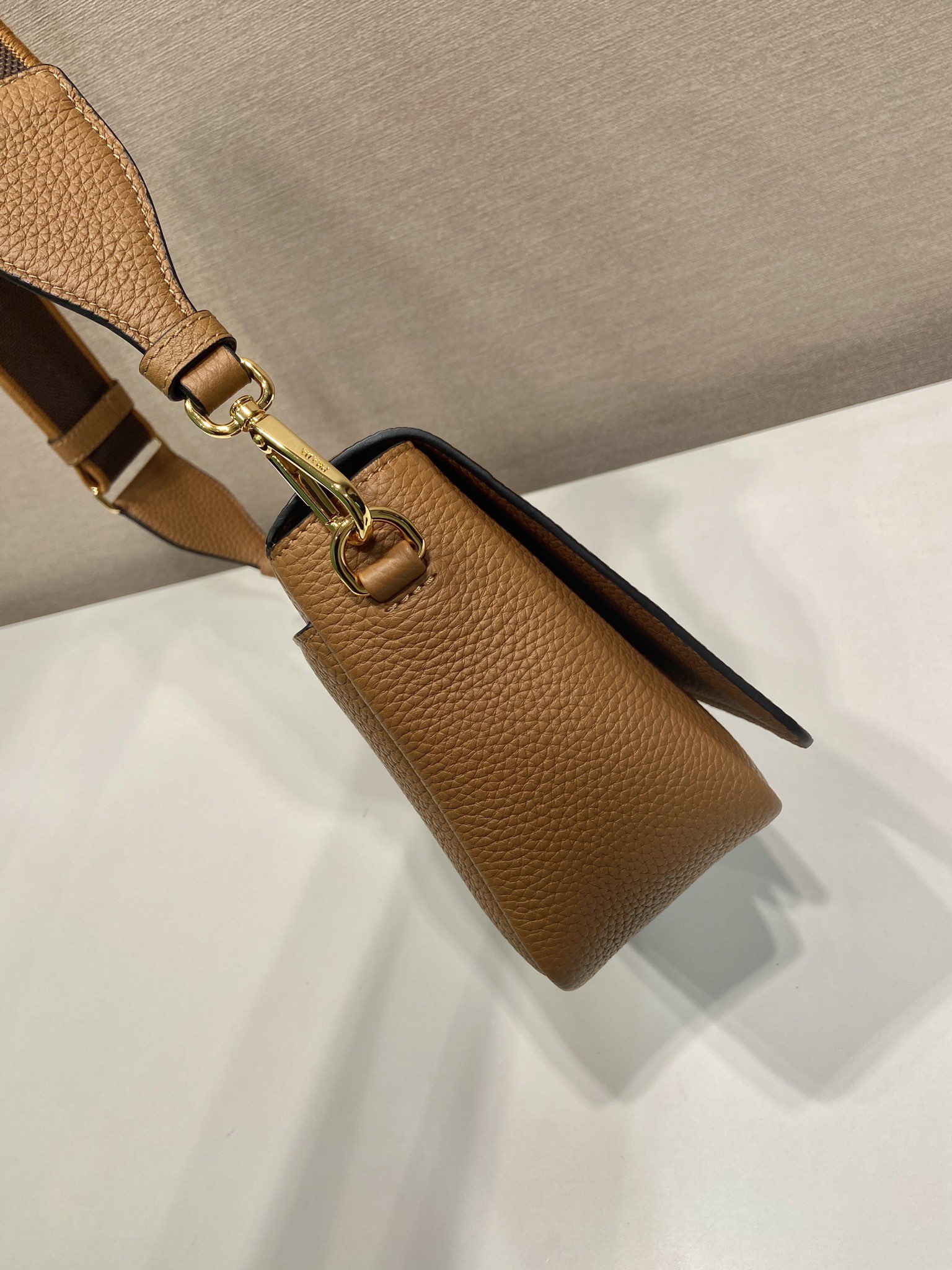 Prada 1BD314 Leather Shoulder Bag-23*18*9CM