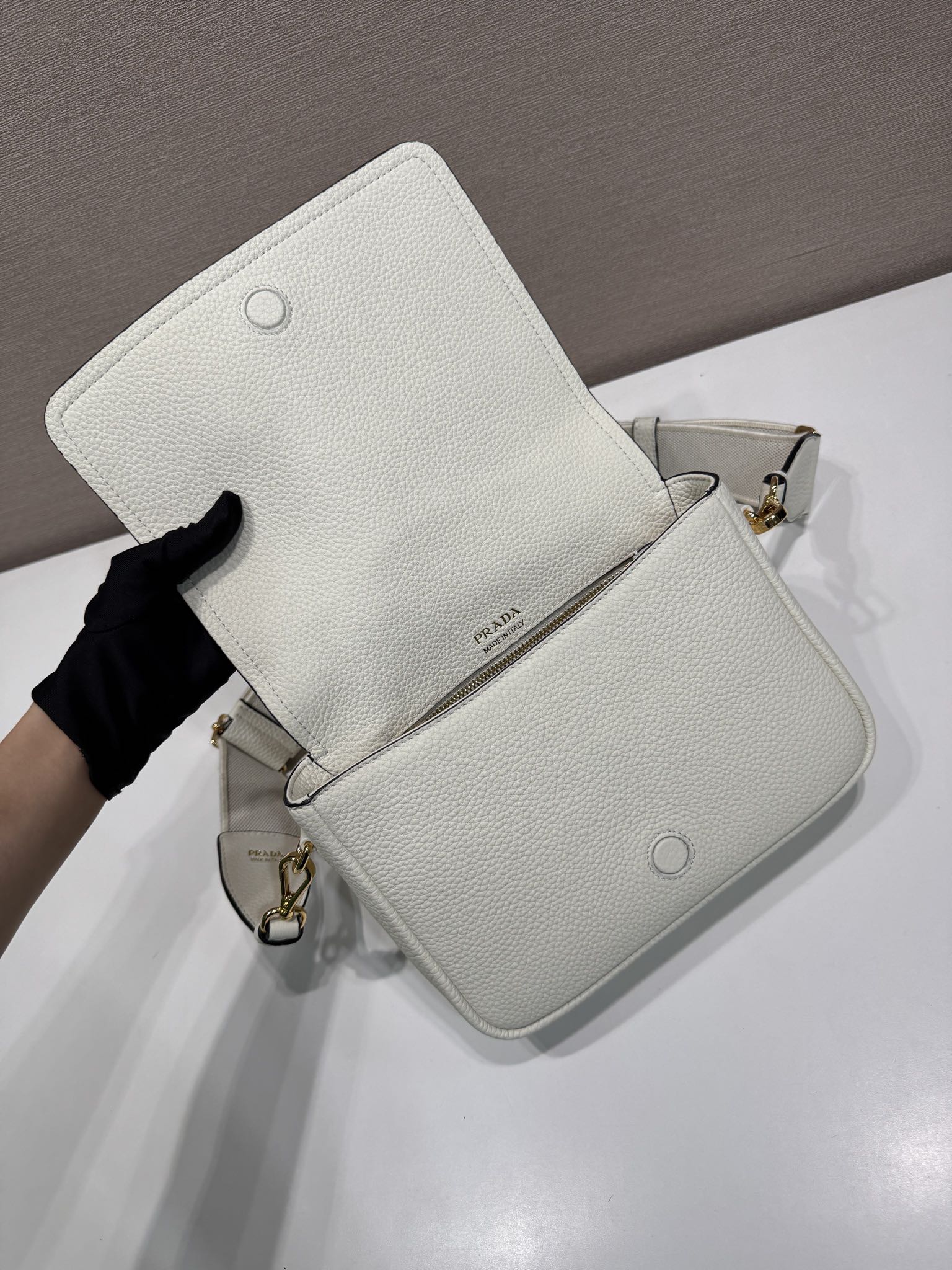 Prada 1BD314 Leather Shoulder Bag-23*18*9CM