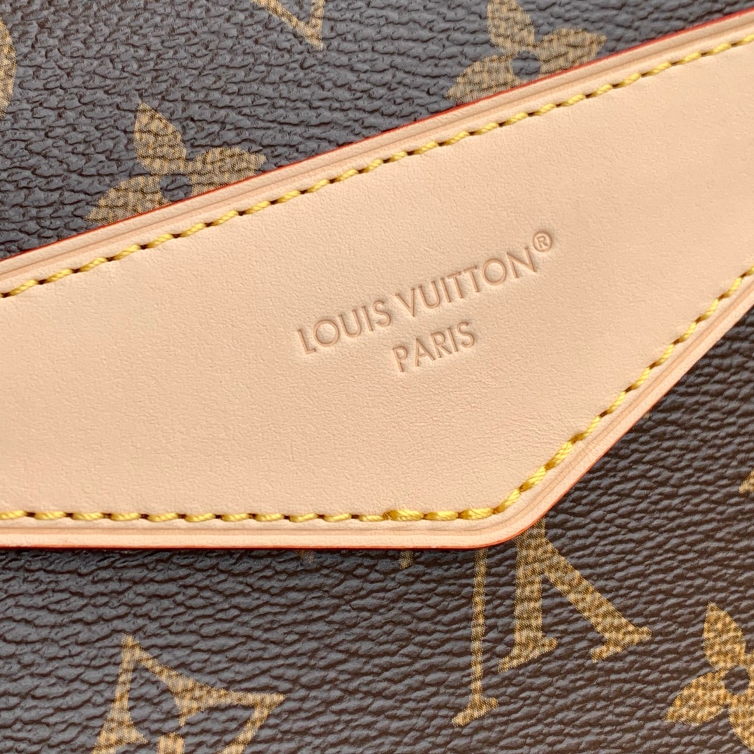 Louis Vuitton Odysée Bag-17 x 12 x 27CM