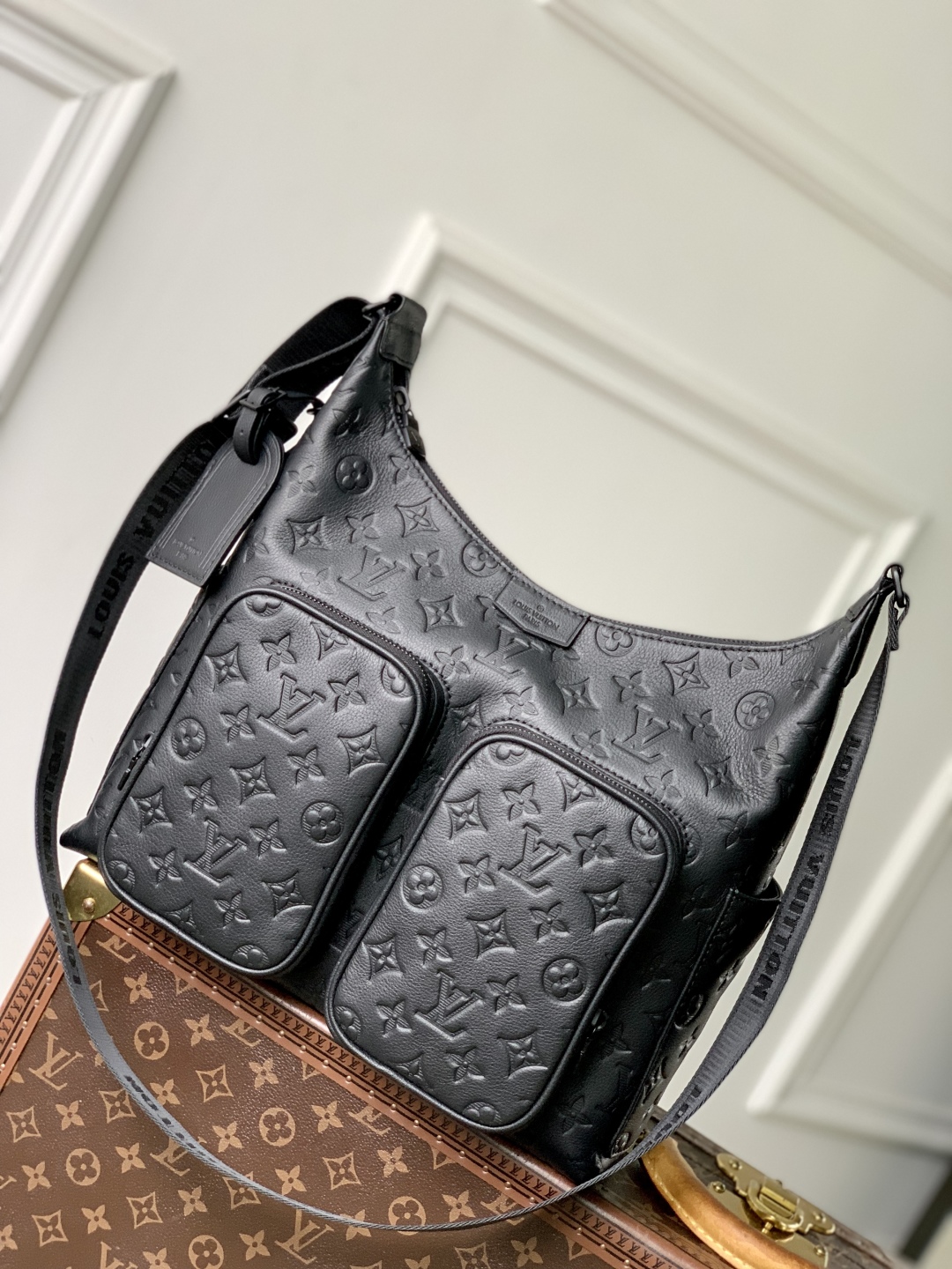 Louis Vuitton Hobo Cargo Handbag-M14576-27 x 19.7 x 34.5CM