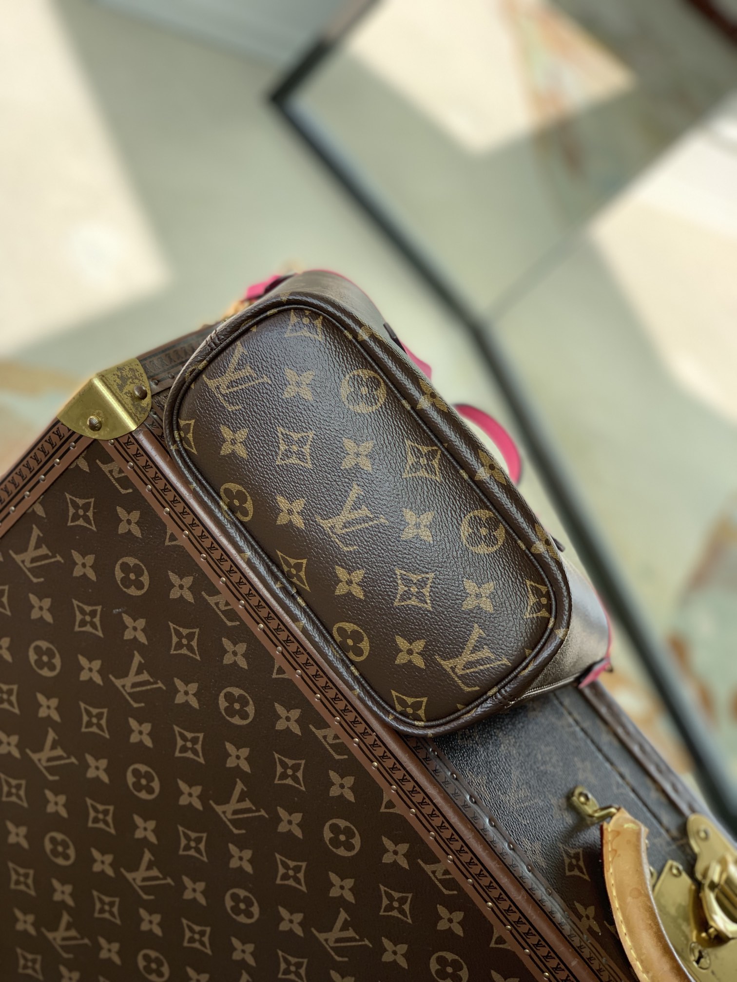 Louis Vuitton Neverfull Bandoulière Inside Out BB-M12099-24 x 14 x 9CM