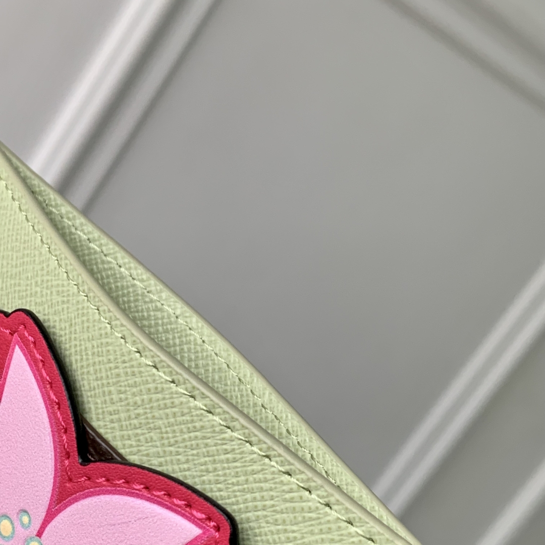 Louis Vuitton Cherry Blossom Wallet-7 x 0.5 x 11CM