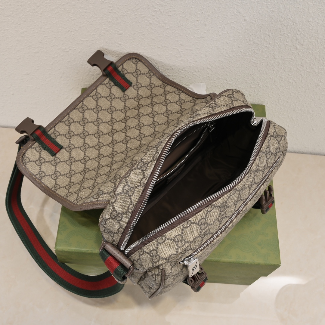 GUCCI GG Supreme Small Messenger Bag -27*20*10CM