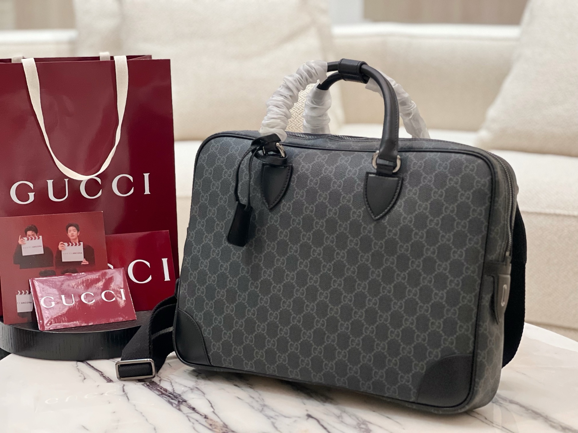 Gucci GG Emblem Medium Briefcase-40*30*6CM