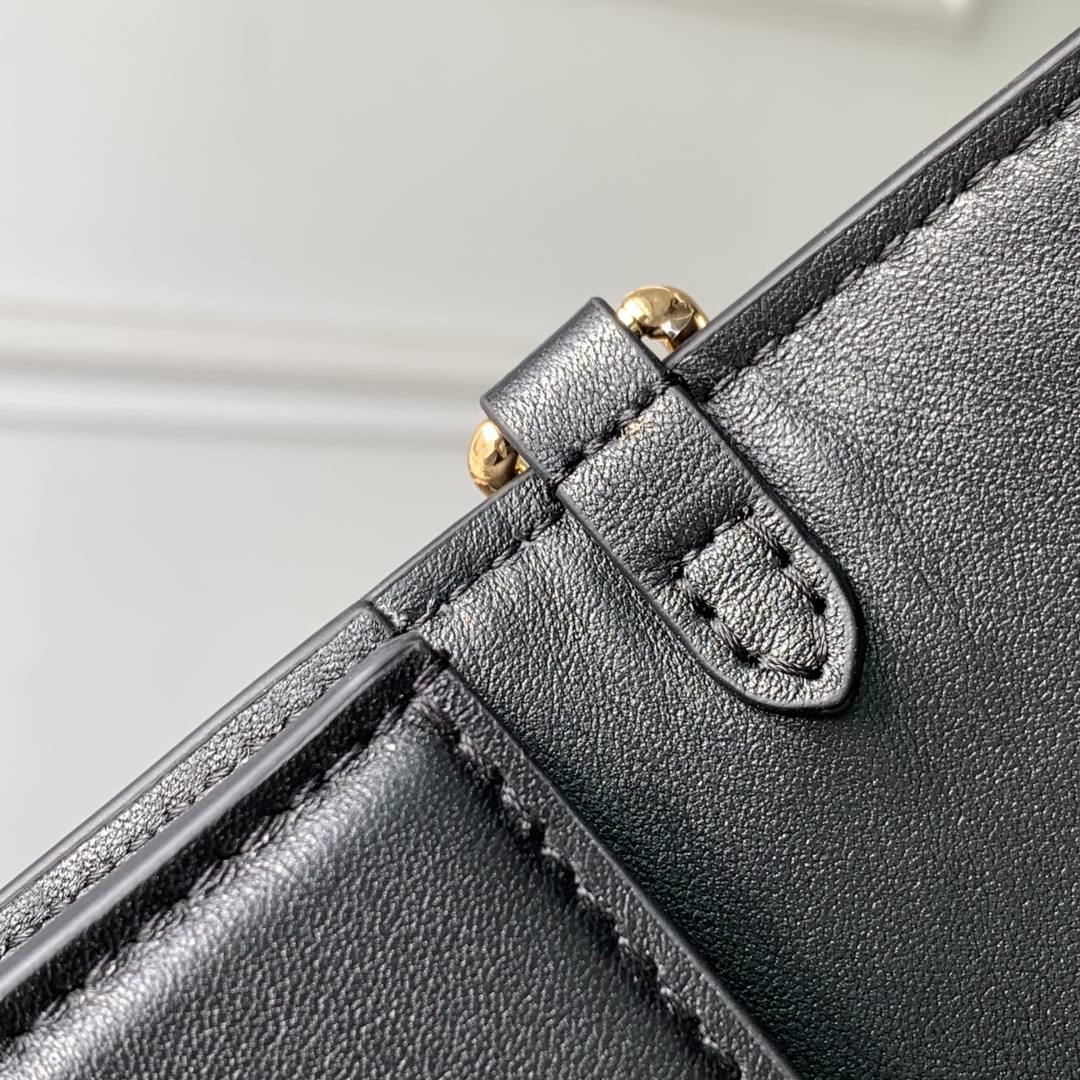 Louis Vuitt*n Bloom Wallet On Chain Bag -M14851-11.5 x 4 x 20 CM