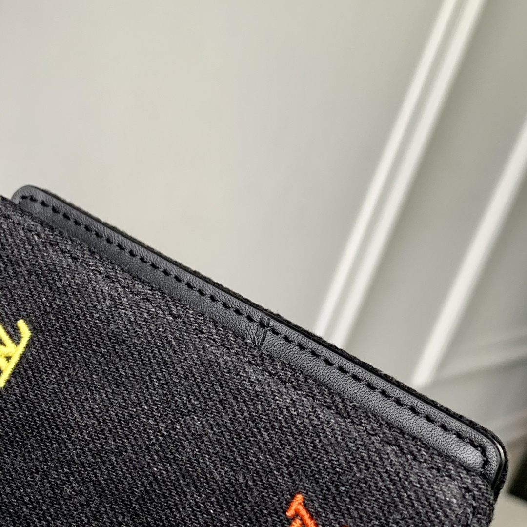 Louis Vuitton Pocket Organizer Wallet-7.5 × 11 × 1CM